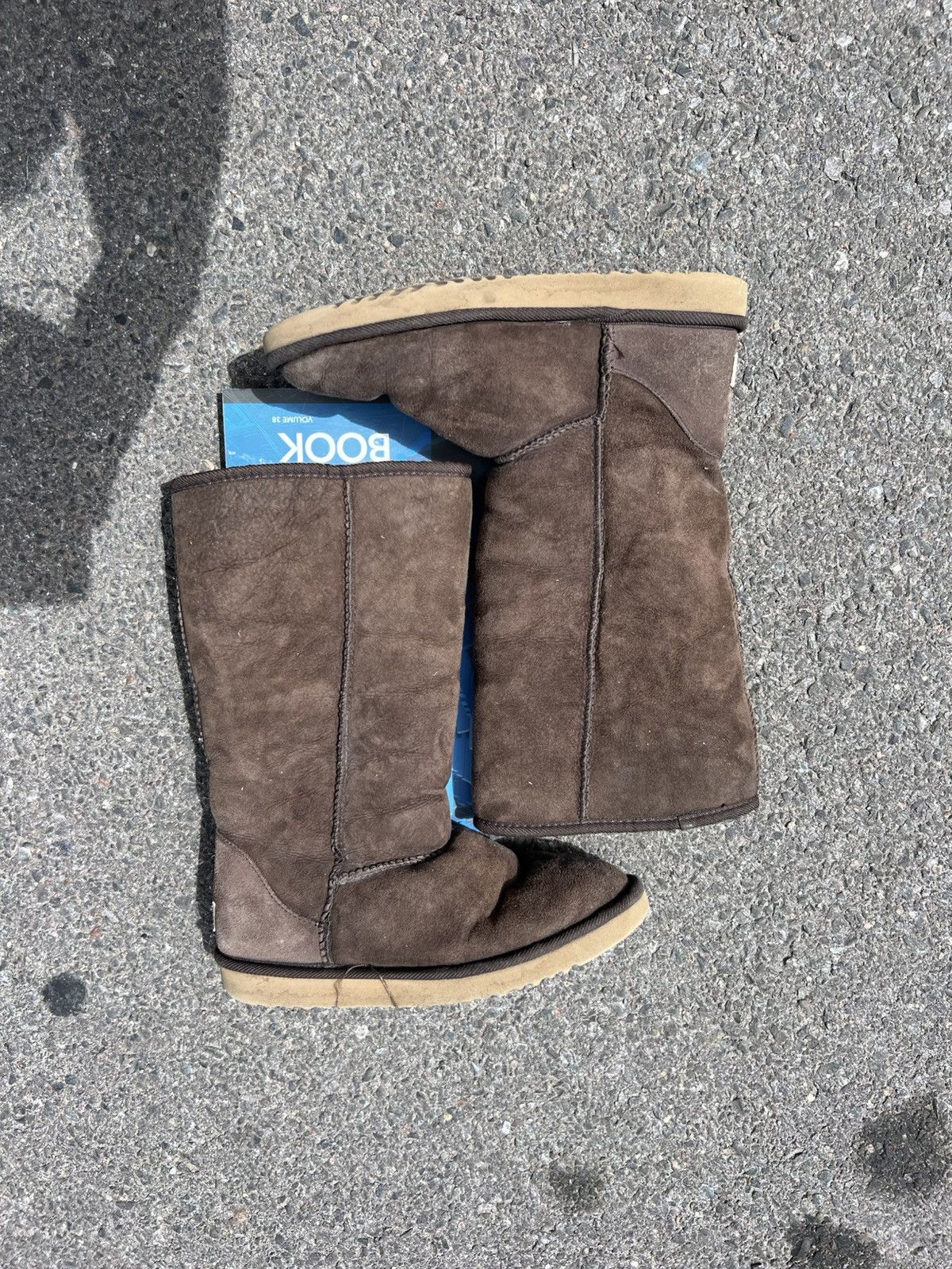 Ugg Ugg Classic Tall Australia Brown Sheepskin Womens Size 9 Size US 9 / IT 39 - 2 Thumbnail