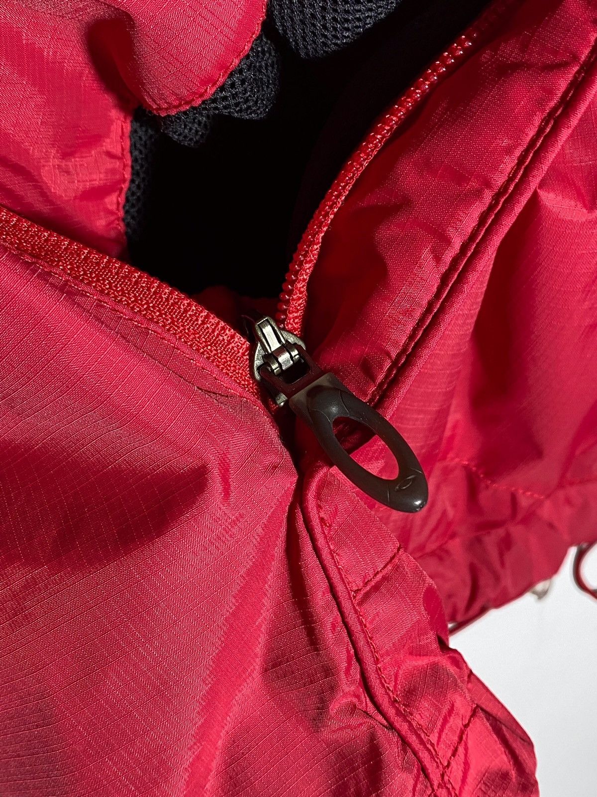 Oakley Vintage 00s Oakley Nylon Jacket Y2k Streetwear Software Size US M / EU 48-50 / 2 - 13 Thumbnail