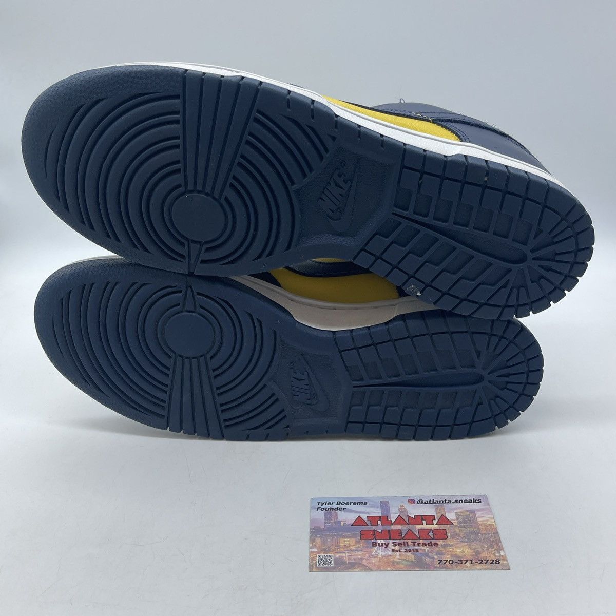 Nike Dunk low Michigan Size US 8 / EU 41 - 7 Thumbnail