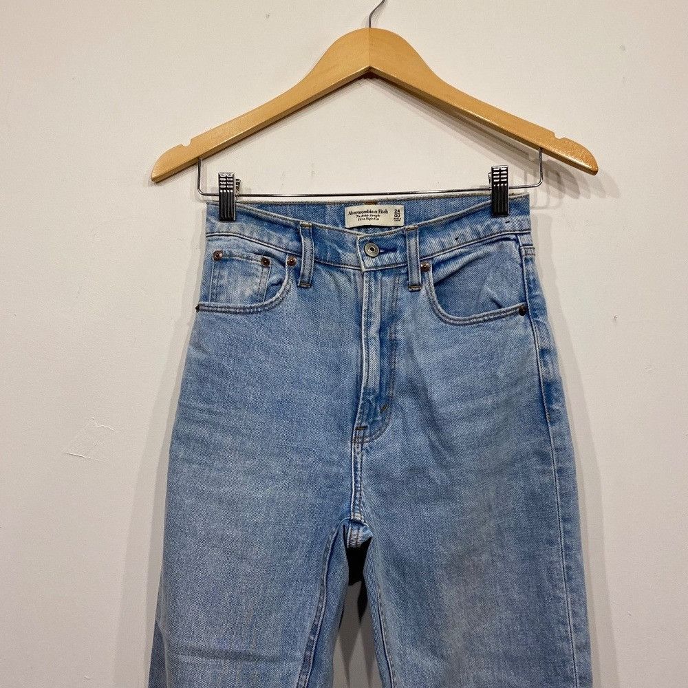 Abercrombie & Fitch Abercrombie & Fitch Light Wash The Ankle Straight Ultra High Size 24" / US 00 / IT 34 - 2 Thumbnail