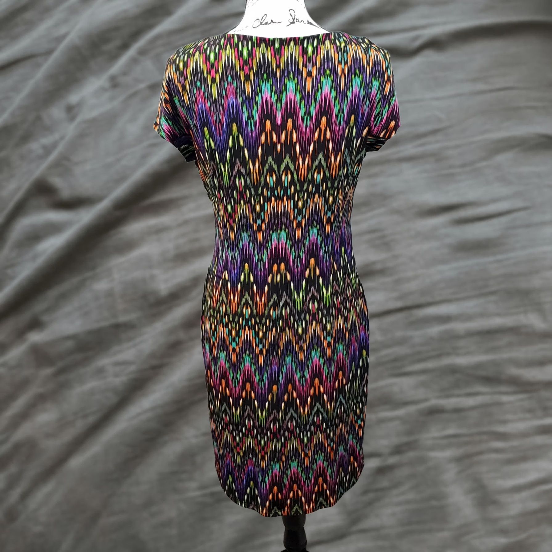 Ellen Tracy Ellen Tracy Womens Size 8P Multi Abstract Drawstring Waist Round Neck Sheath Dress Size M / US 6-8 / IT 42-44 - 1 Thumbnail