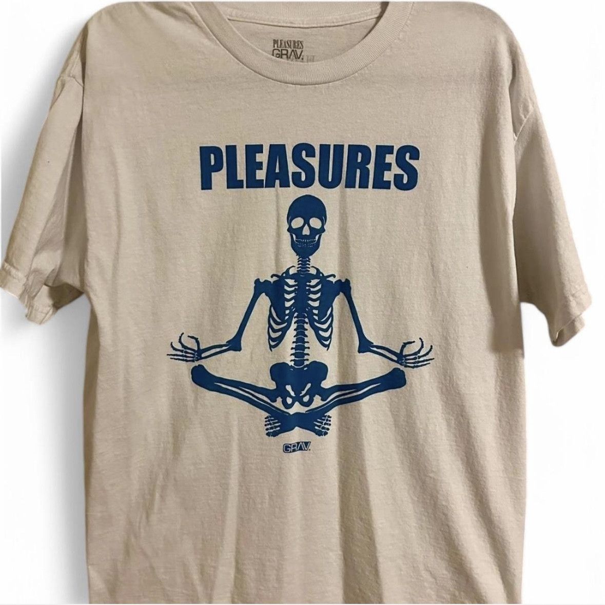 Pleasures Pleasures x GRAV labs custom screen printed skeleton shirt Size US L / EU 52-54 / 3 - 1 Thumbnail
