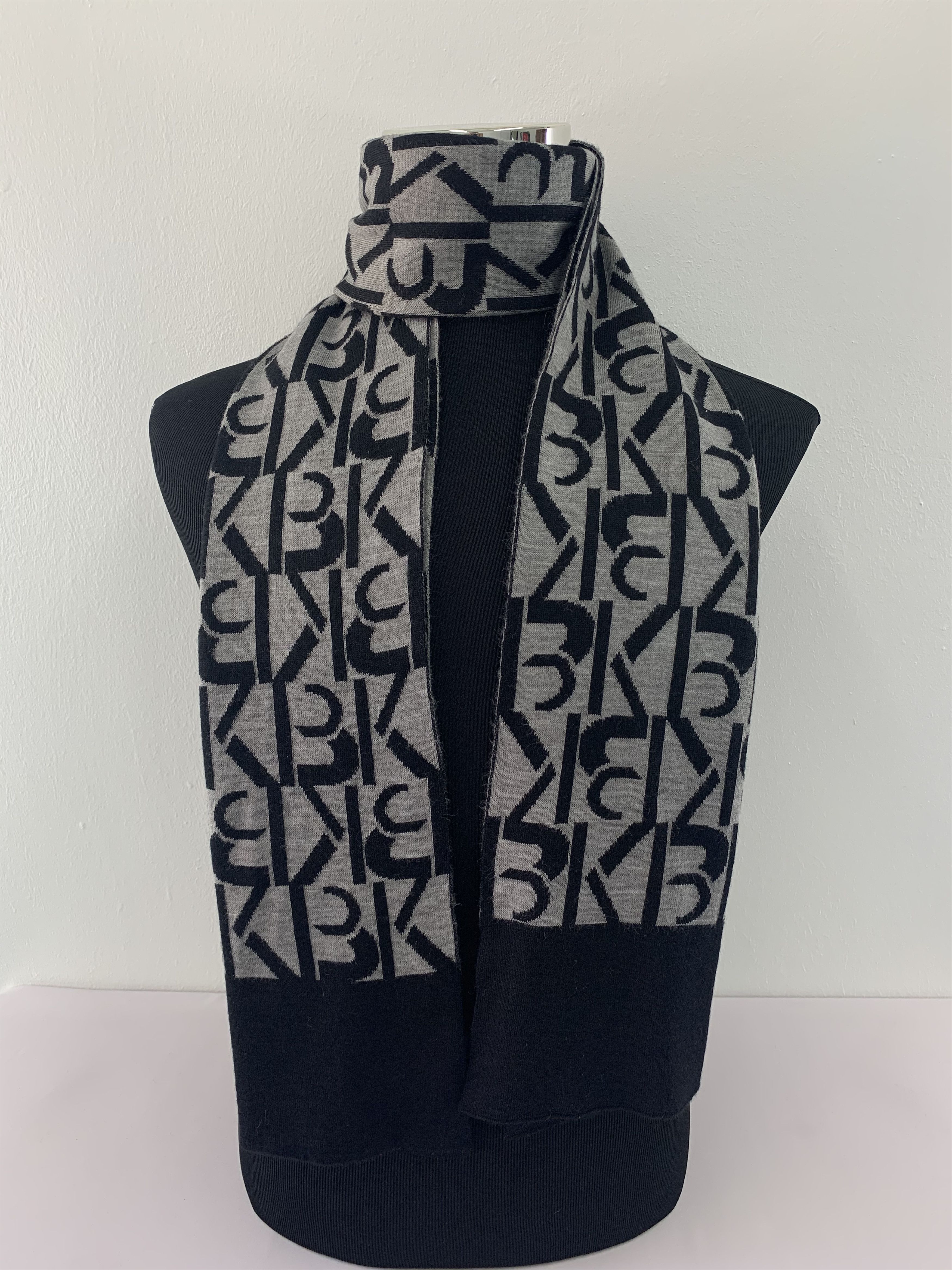 Krizia Uomo Krizia Scarf Wool Muffler Neck Wrap BL4122 Size ONE SIZE - 1 Thumbnail