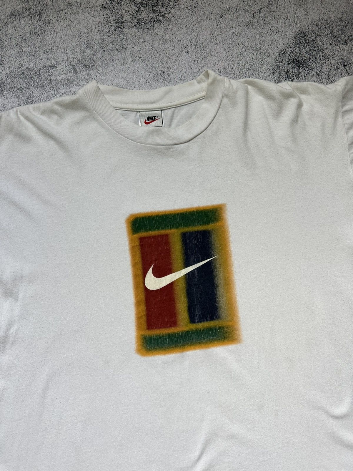 Nike Vintage Nike T-shirt Court Big Logo Size US XL / EU 56 / 4 - 5 Thumbnail