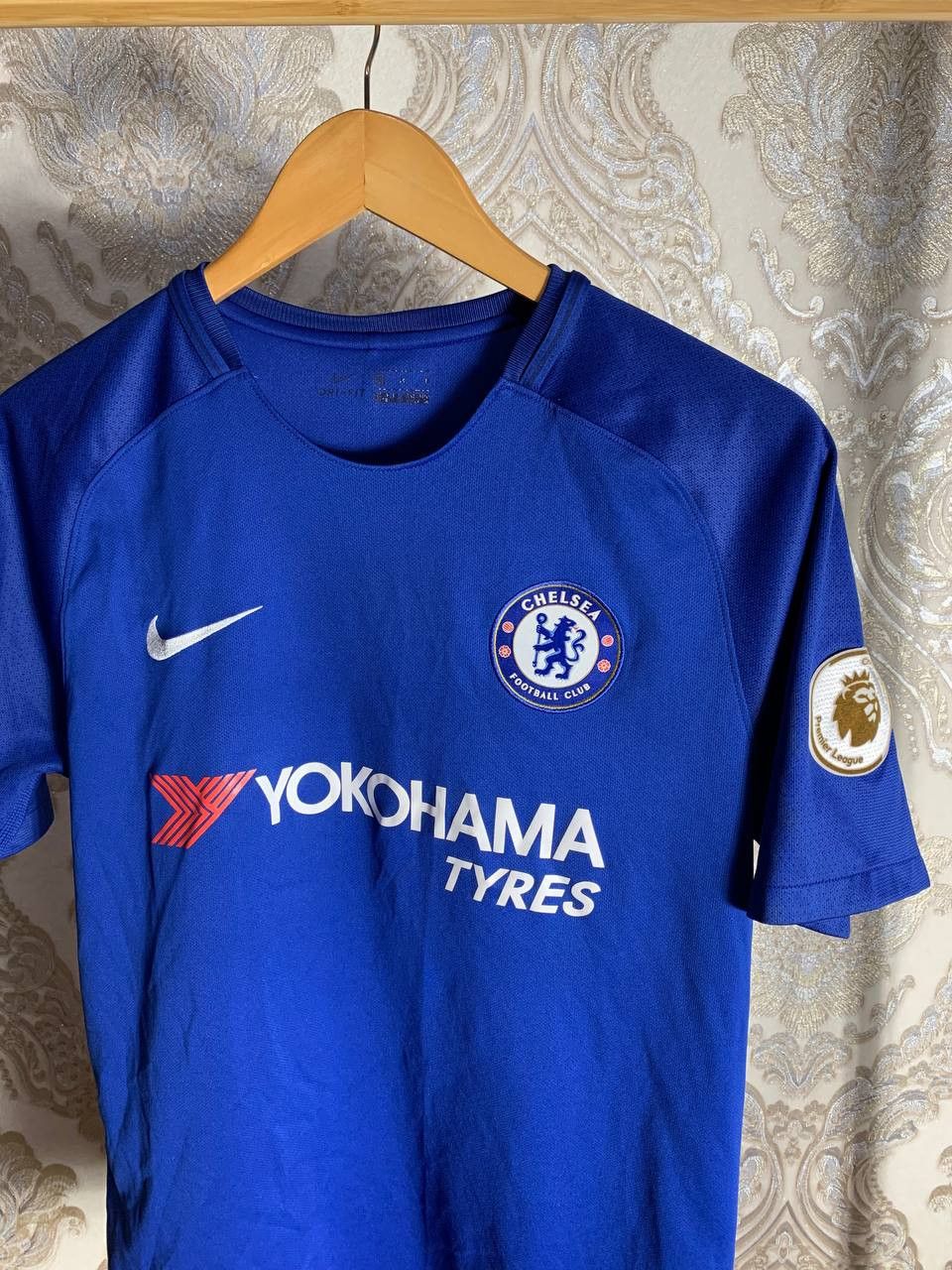 Nike Vintage Nike FC Chelsea London England Soccer Jersey Y2K Size US M / EU 48-50 / 2 - 3 Thumbnail