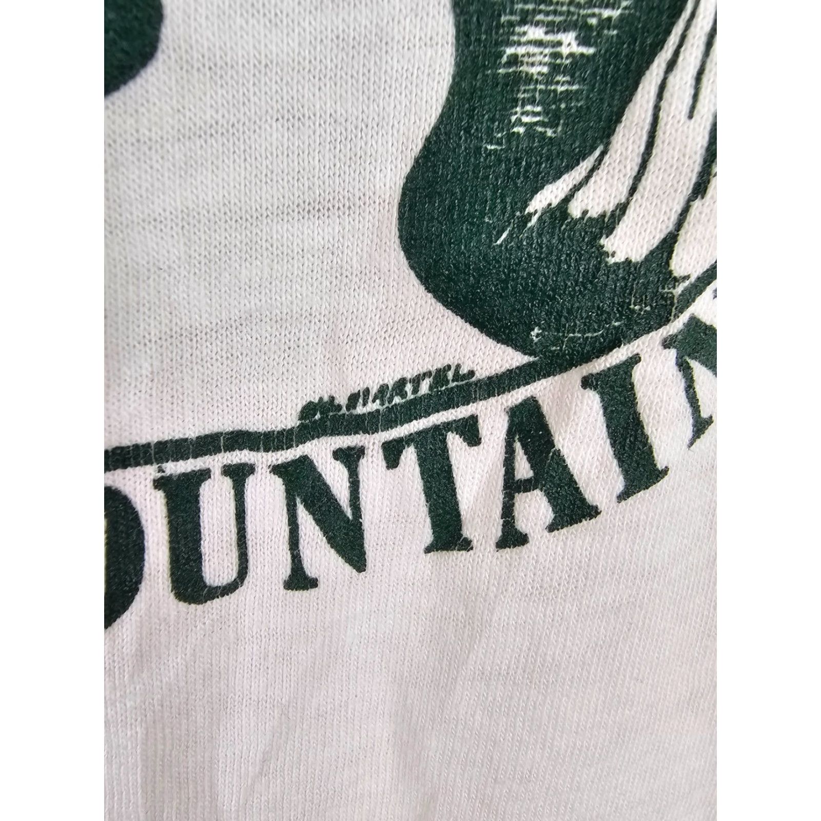 Hanes VINTAGE 80' HANES RAGLAN T-SHIRT SZ MEDIUM MENS white cotton Crew Neck Short Sleeve Fron tNotch Franconia White Mountains Size US M / EU 48-50 / 2 - 3 Thumbnail