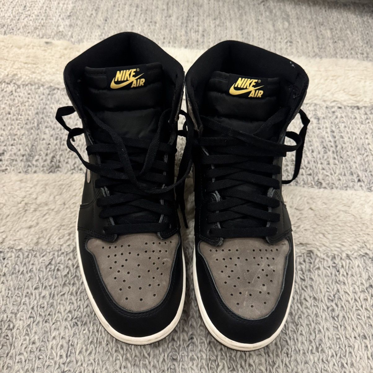 Jordan Brand Jordan 1 Retro High OG - Palomino Size US 10 / EU 43 - 1 Thumbnail