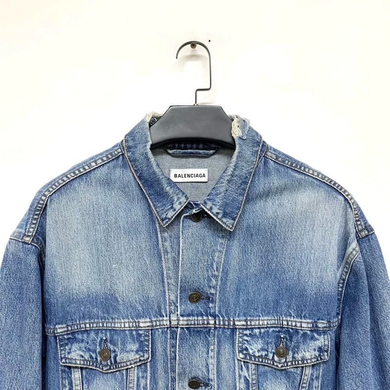 Balenciaga Balenciaga size 34 Back monogrammed denim jacket Size US XS / EU 42 / 0 - 5 Thumbnail