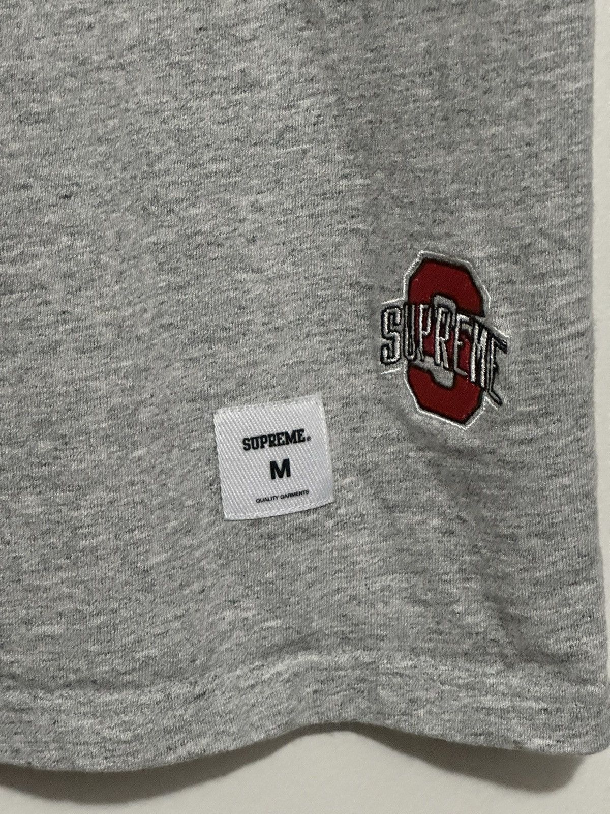 Supreme Supreme University S/S Top Tee Size US M / EU 48-50 / 2 - 9 Thumbnail