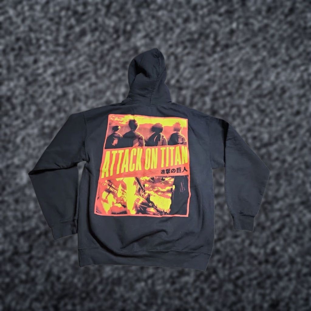 Zumiez Zumiez Attack On Titan Season 3 Black Hoodie Double-Sided Graphic Print Mens L Size US L / EU 52-54 / 3 - 1 Thumbnail