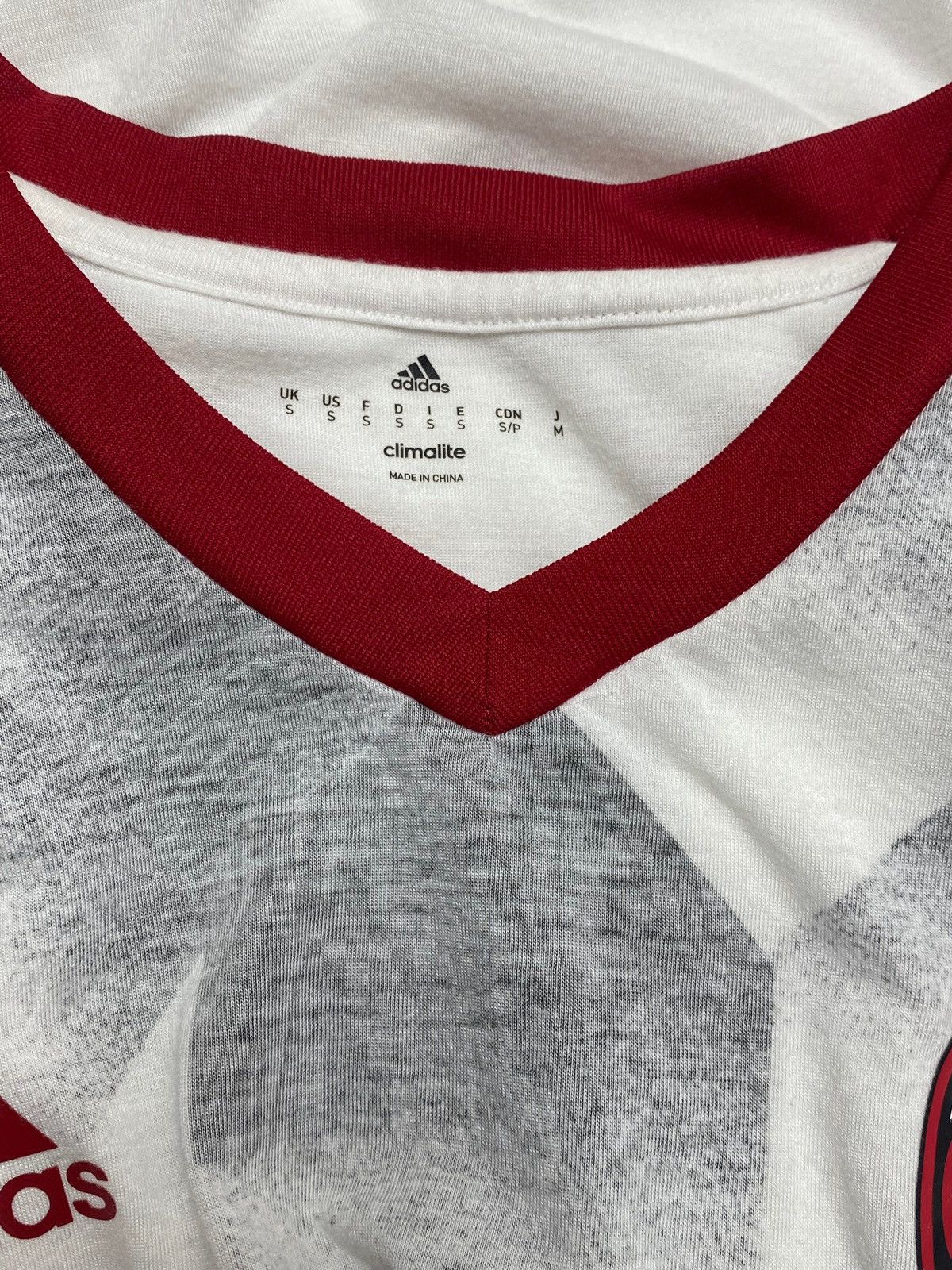 Adidas Vintage ADIDAS MANCHESTER White T Shirt Adizero Y2k Size US S / EU 44-46 / 1 - 4 Thumbnail