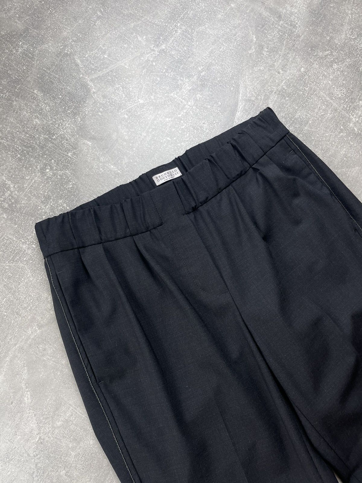 Brunello Cucinelli Brunello Cucinelli Black Wool Tapered Pants Elegant Tailored Size 27" / US 4 / IT 40 - 5 Thumbnail