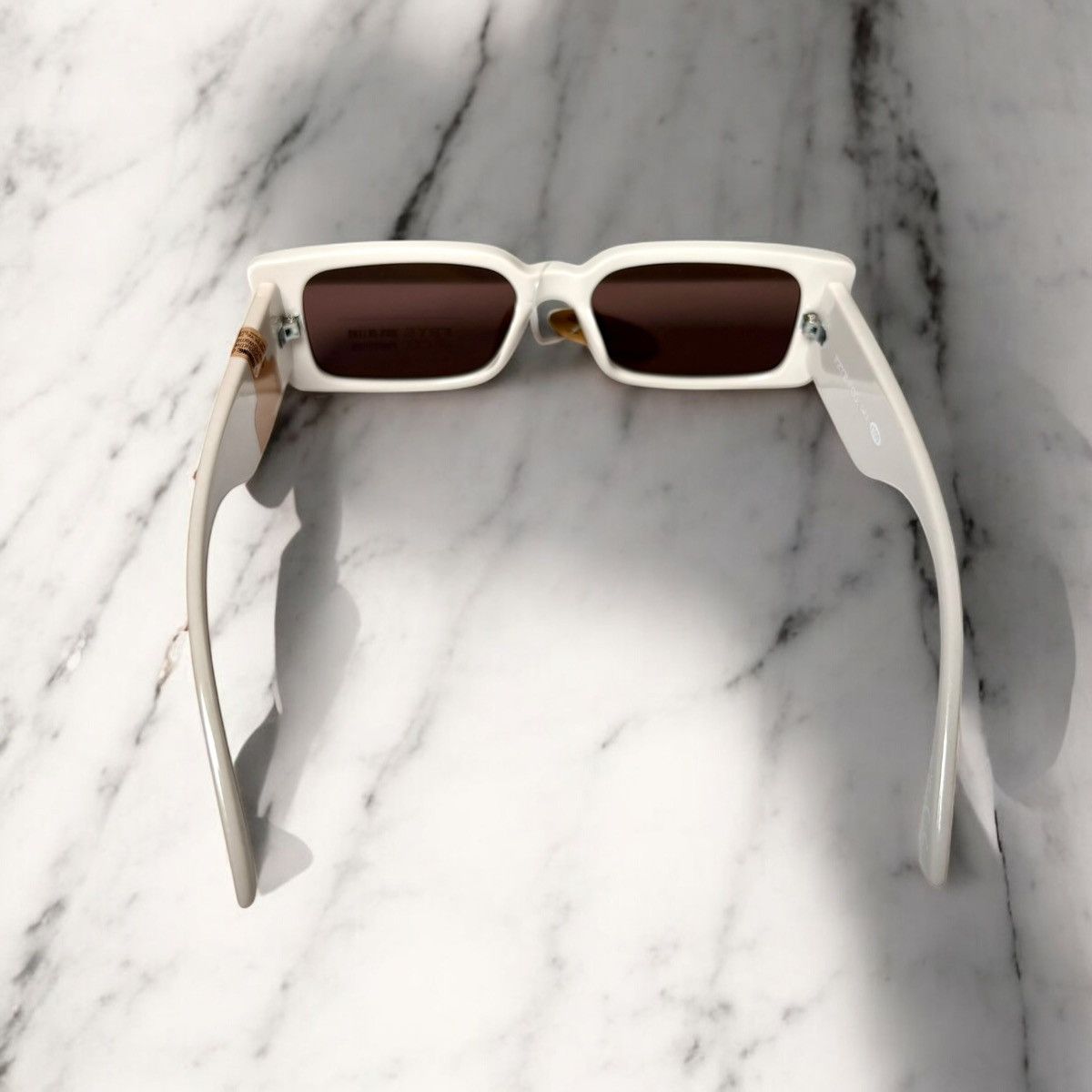 Frye Frye Women’s Ivory Plastic 100% UVA/UVB Sunglasses Size ONE SIZE - 3 Thumbnail