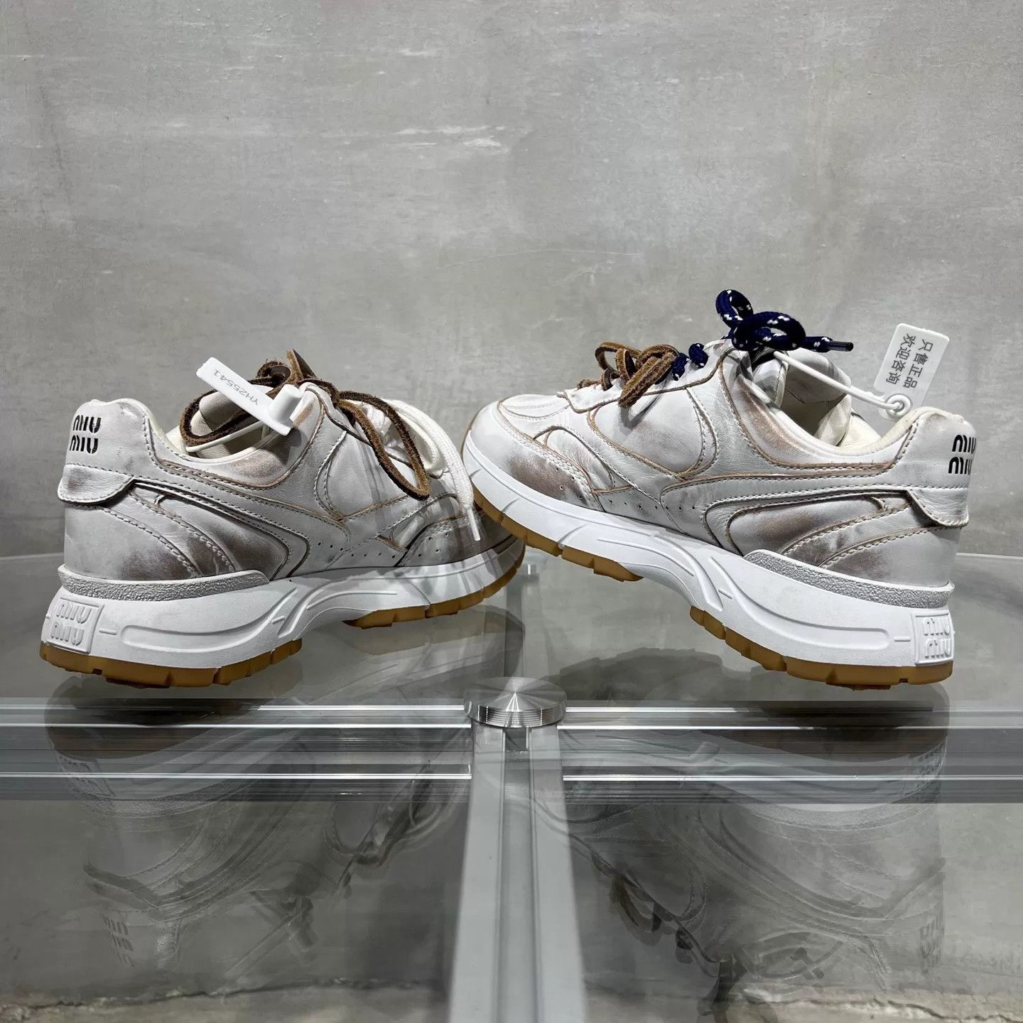 Miu Miu Miu Miu x NB Distressed White 35 Women's Sneakers Size US 4.5 / IT 34.5 - 5 Thumbnail
