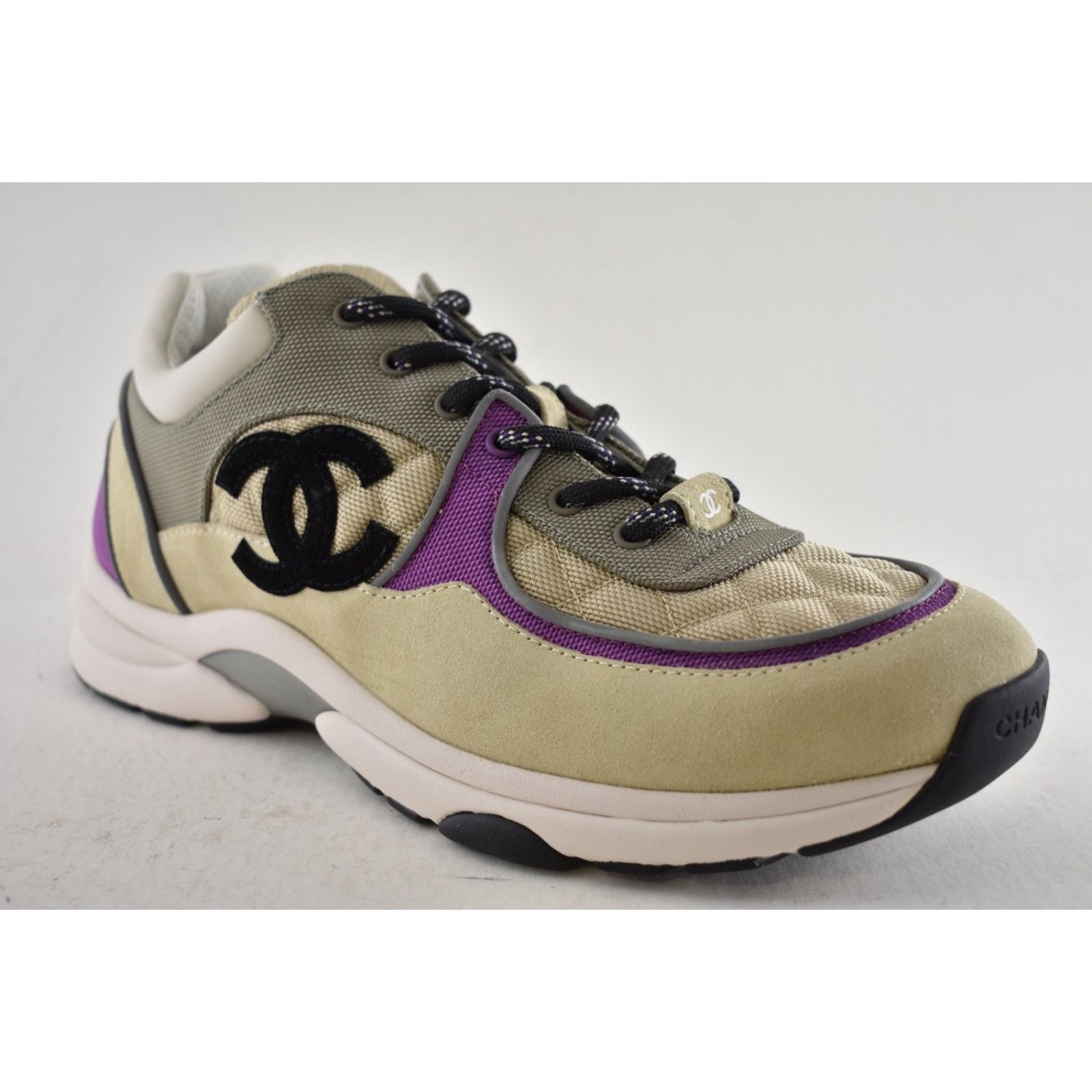 Chanel Mens Suede CC Logo Low Top Trainer Sneaker Size US 11 / EU 44 - 5 Thumbnail