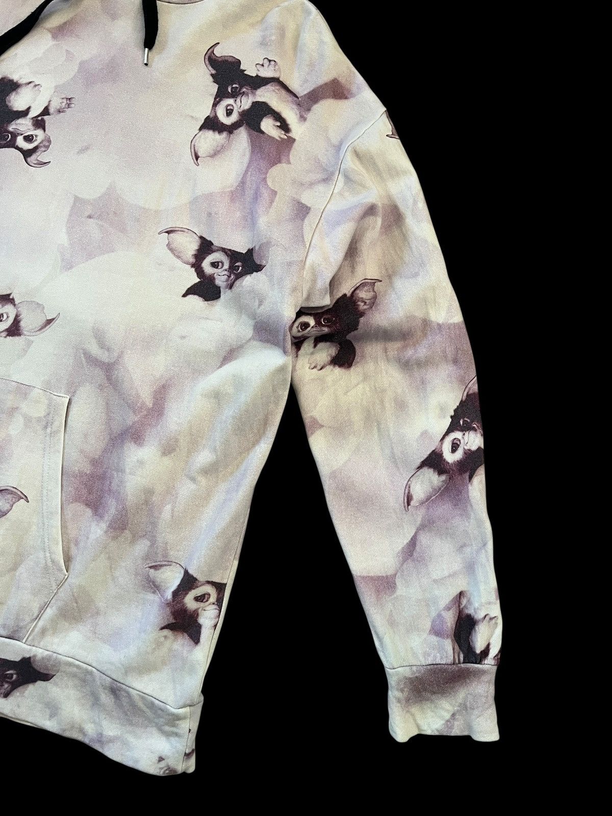 Japanese Brand Milkboy x Gremlins Full Print Pullover Hoodie Size US XL / EU 56 / 4 - 4 Thumbnail