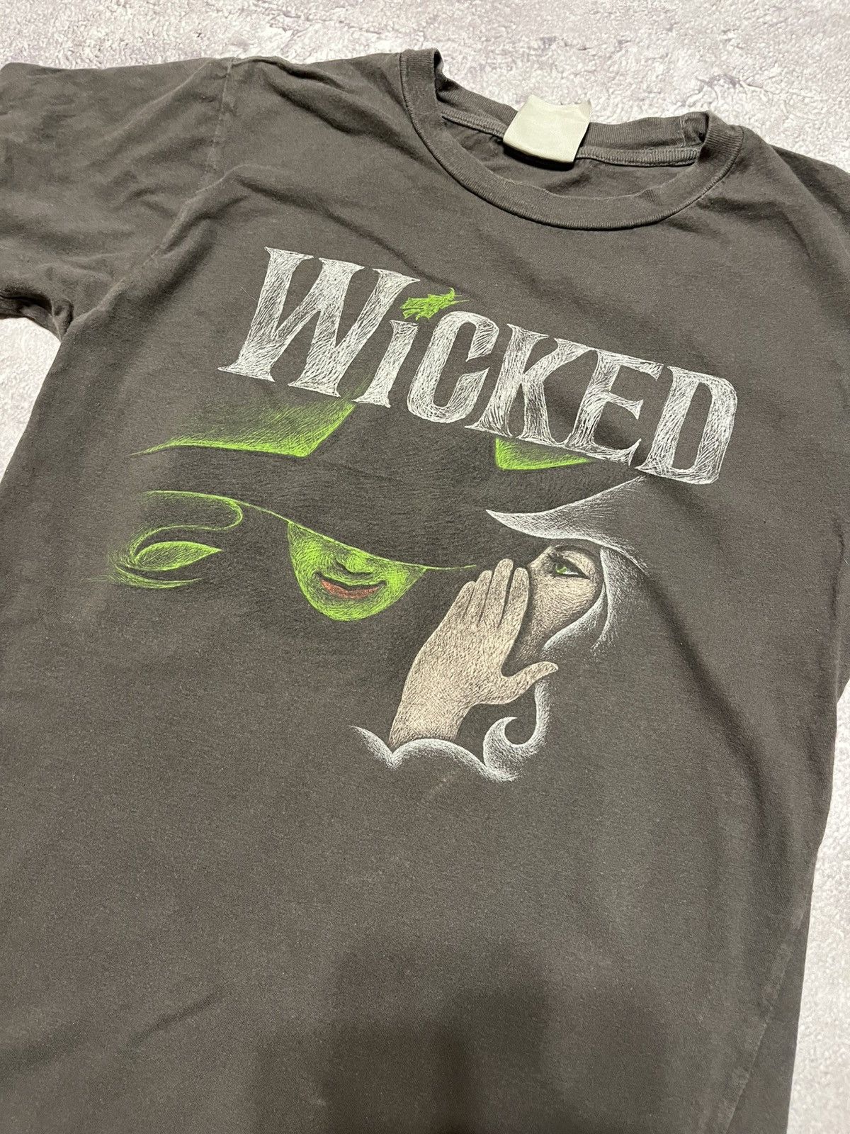 Band Tees Vintage Defy Gravity Wicked tee shirt Size US S / EU 44-46 / 1 - 2 Thumbnail
