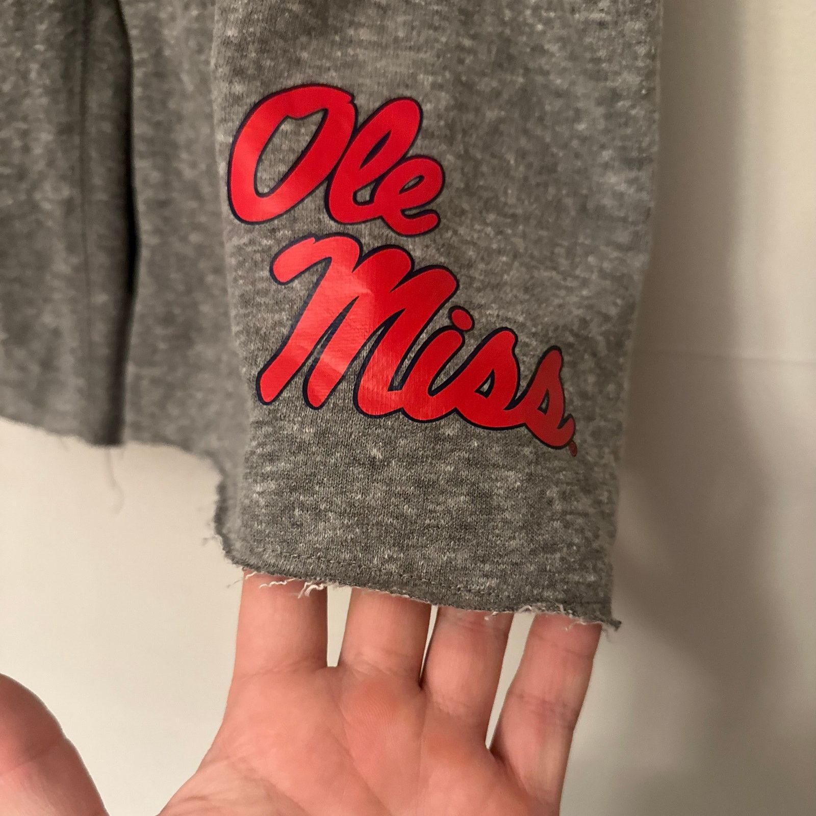 Other Ole miss grey gym shorts Size US 33 - 2 Thumbnail