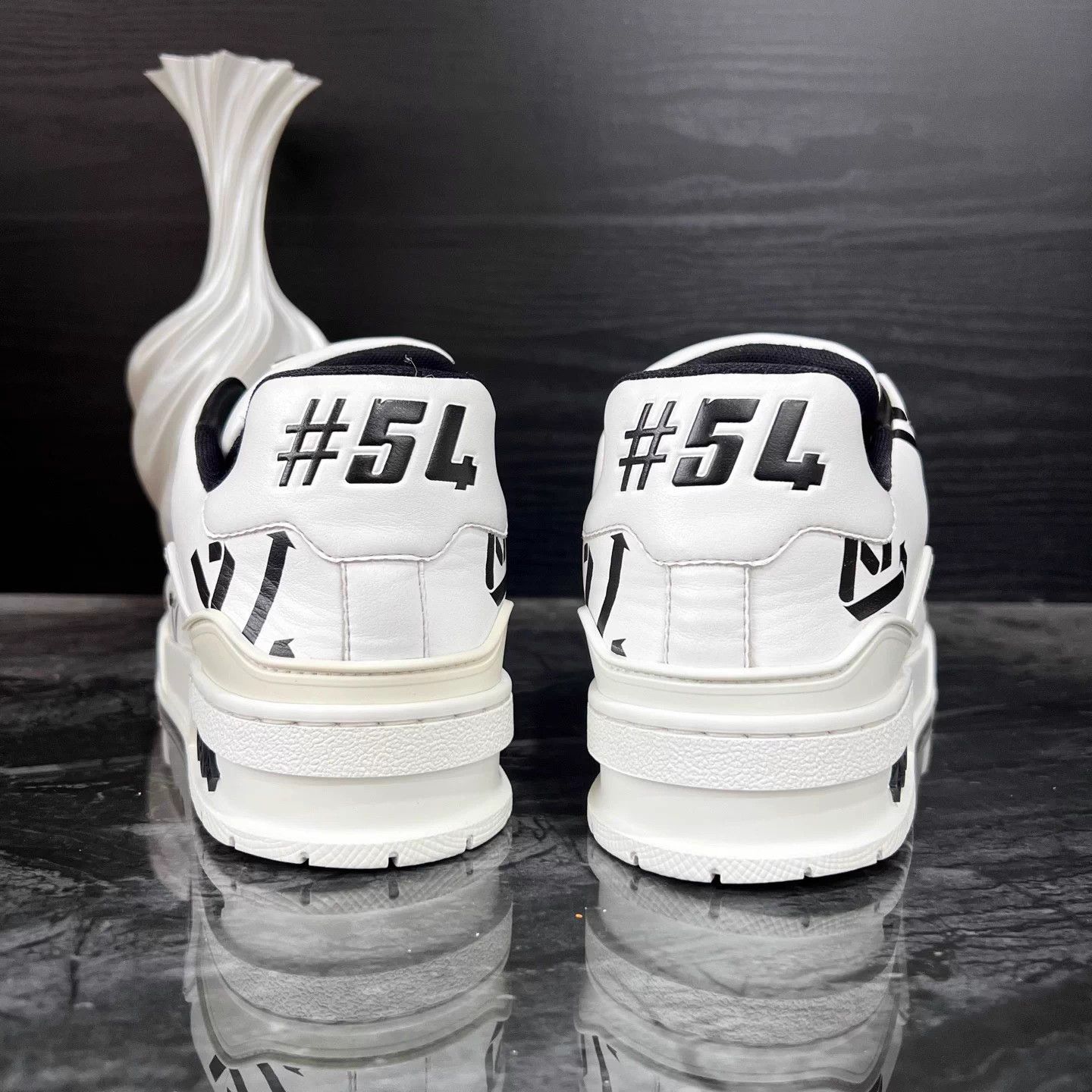 Louis Vuitton Trainer 97 new black white eco colorblock size 39 Size US 6 / EU 39 - 4 Thumbnail