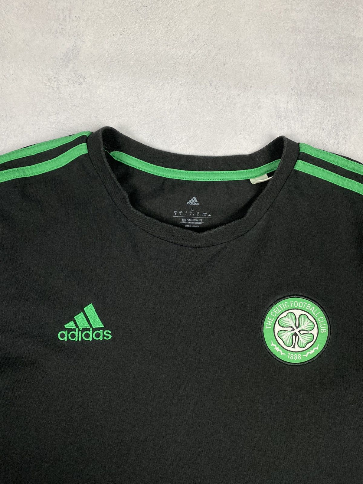 Adidas × NBA Adidas Celtic Fun Home Tee Soccer Jersey Size US L / EU 52-54 / 3 - 5 Thumbnail