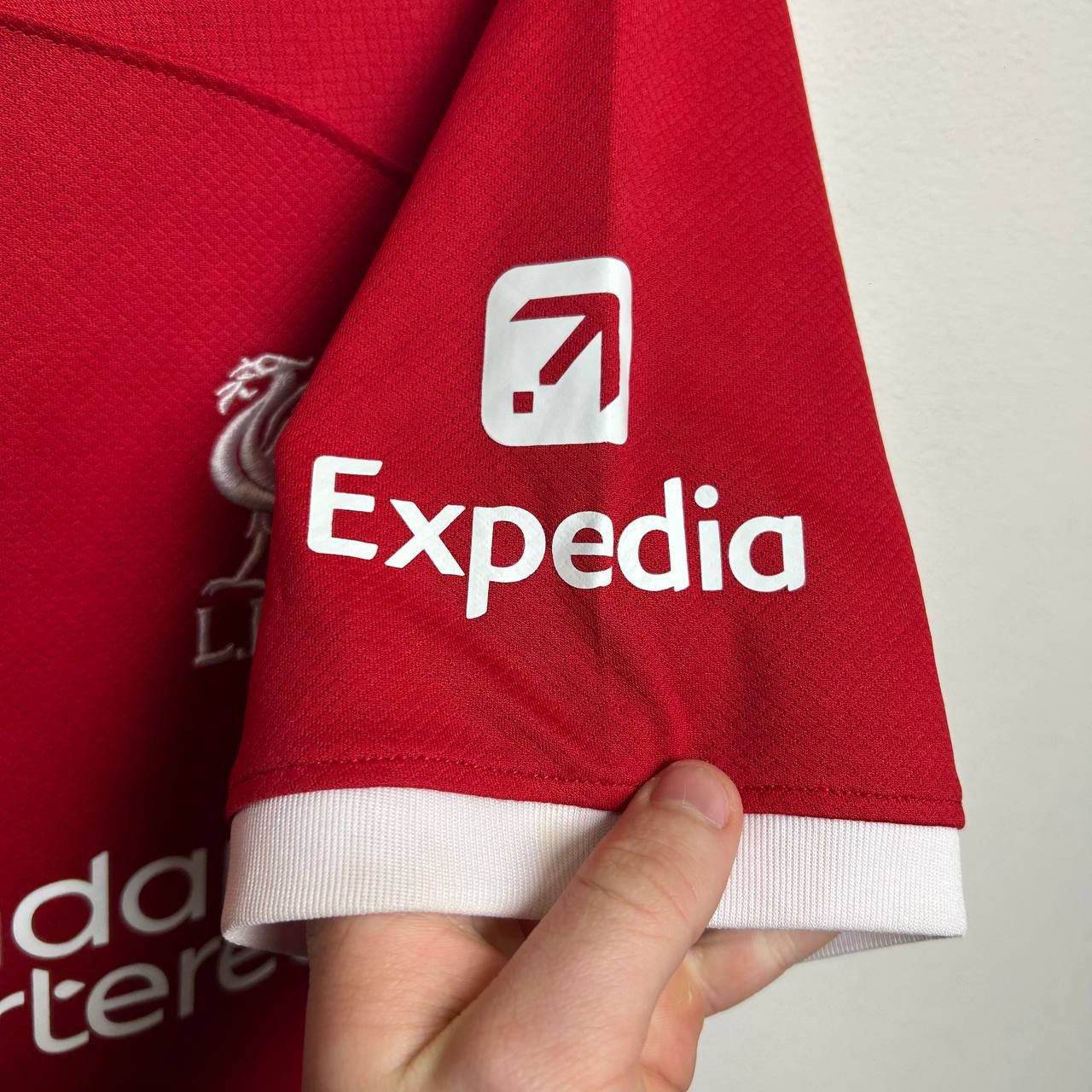 Nike Mens Nike FC Liverpool 2021 home soccer jersey Size US M / EU 48-50 / 2 - 5 Thumbnail