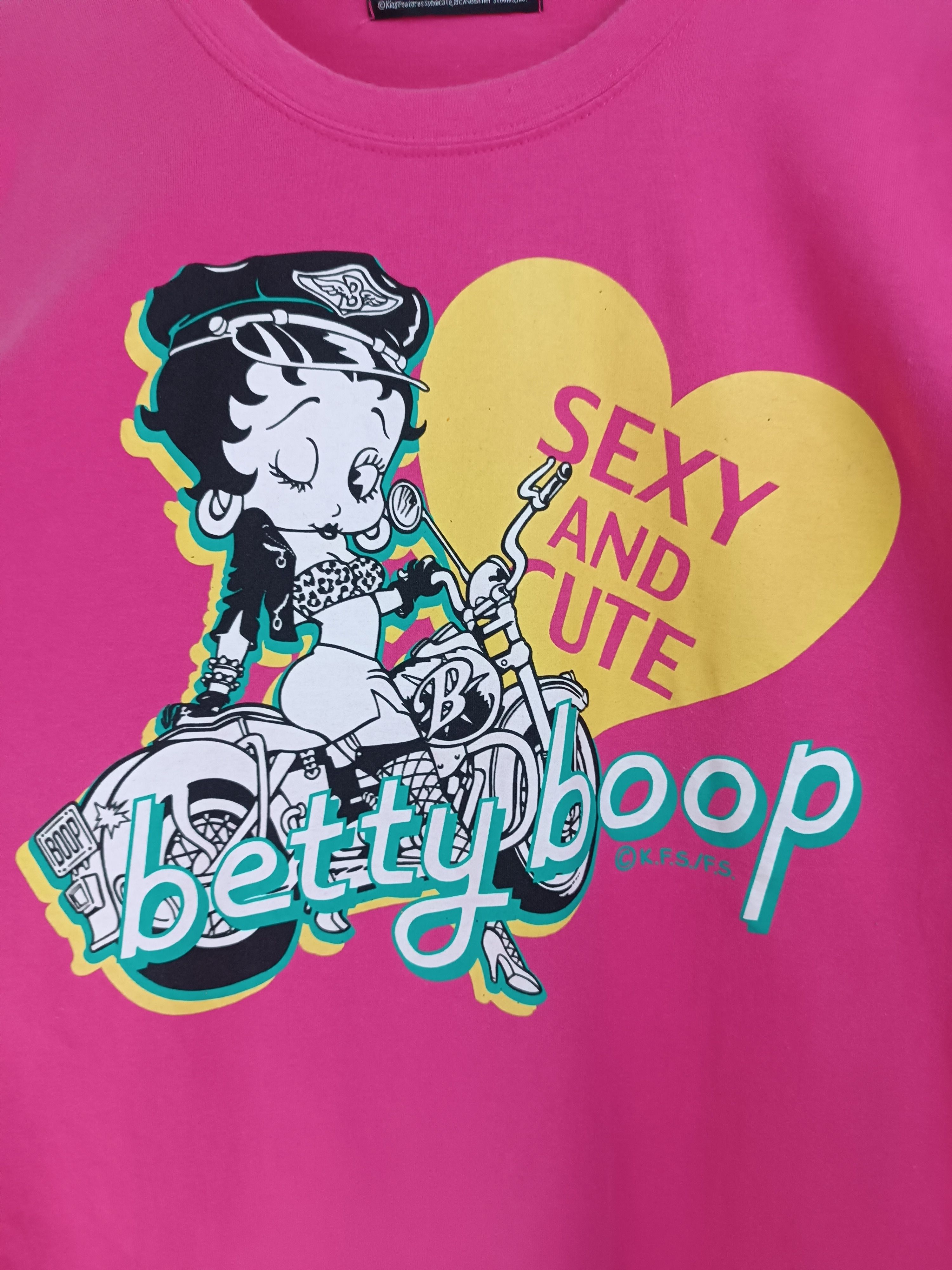 VINTAGE RARE BETTY BOOP WITH HARLEY DAVIDSON SEXY CUTE TEE