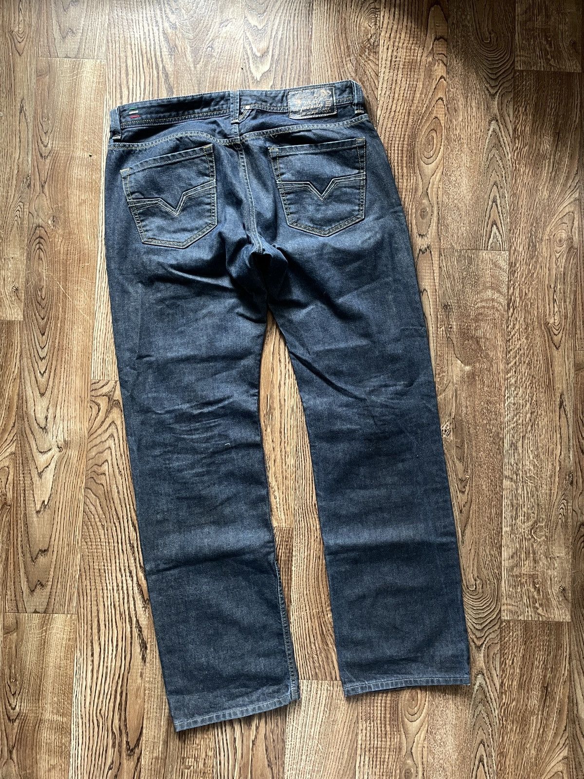 Diesel Vintage Diesel Larkee Blue Wash Distressed Loose Jeans Size US 34 / EU 50 - 2 Thumbnail