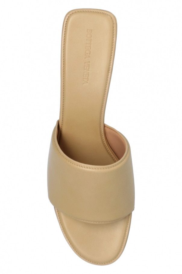 Bottega Veneta o1bcso1str0924 Band in Beige Size US 10 / IT 40 - 6 Thumbnail