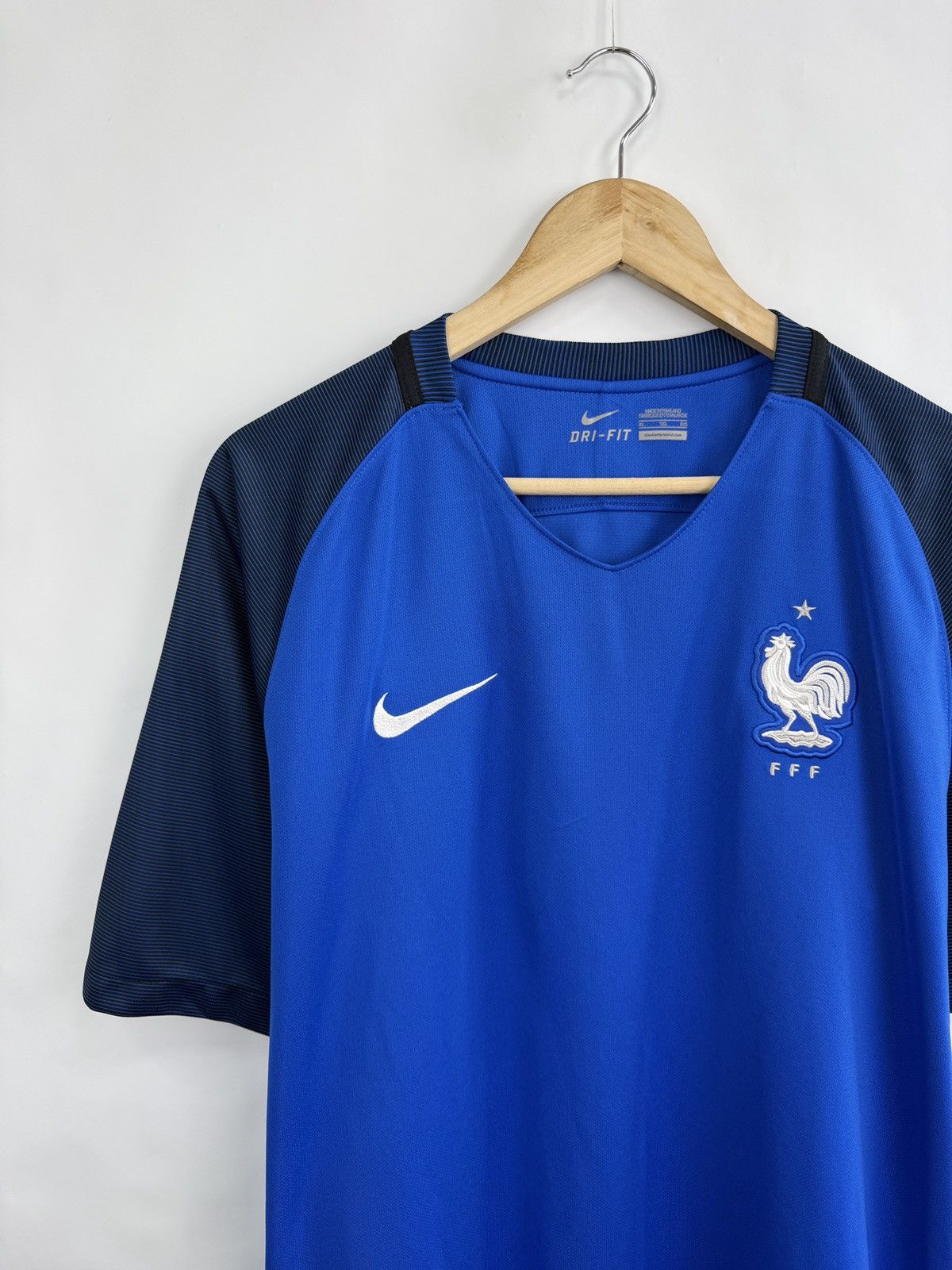 Nike 🇫🇷 Vintage 2016 Nike France Soccer Jersey Rare Retro Y2K Size US XL / EU 56 / 4 - 2 Thumbnail
