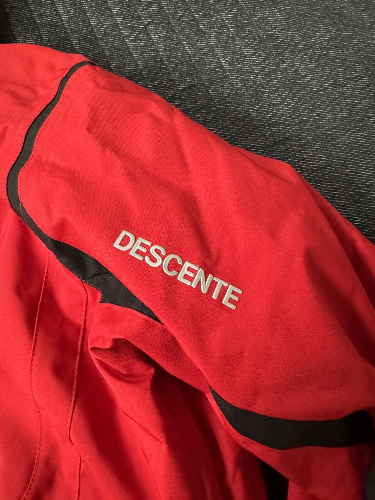 Descente almost new descuente winter jacket Size US M / EU 48-50 / 2 - 2 Thumbnail