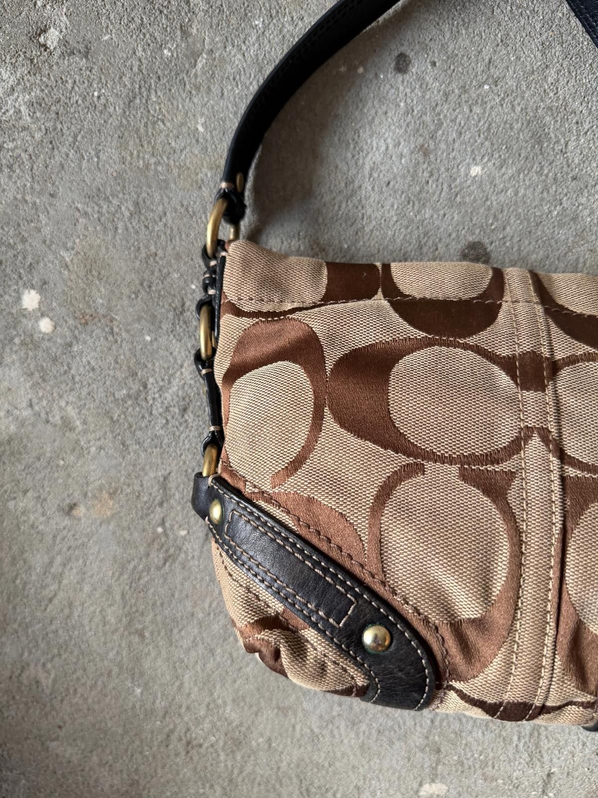 Coach Coach Signature Mini Carly Shoulder Bag Beige/Black Size ONE SIZE - 7 Thumbnail