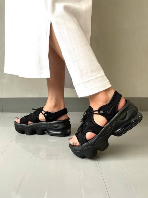 Nike Nike Air Max Koko Sandals Triple Black Size US 5.5 / EU 38 - 22 Thumbnail