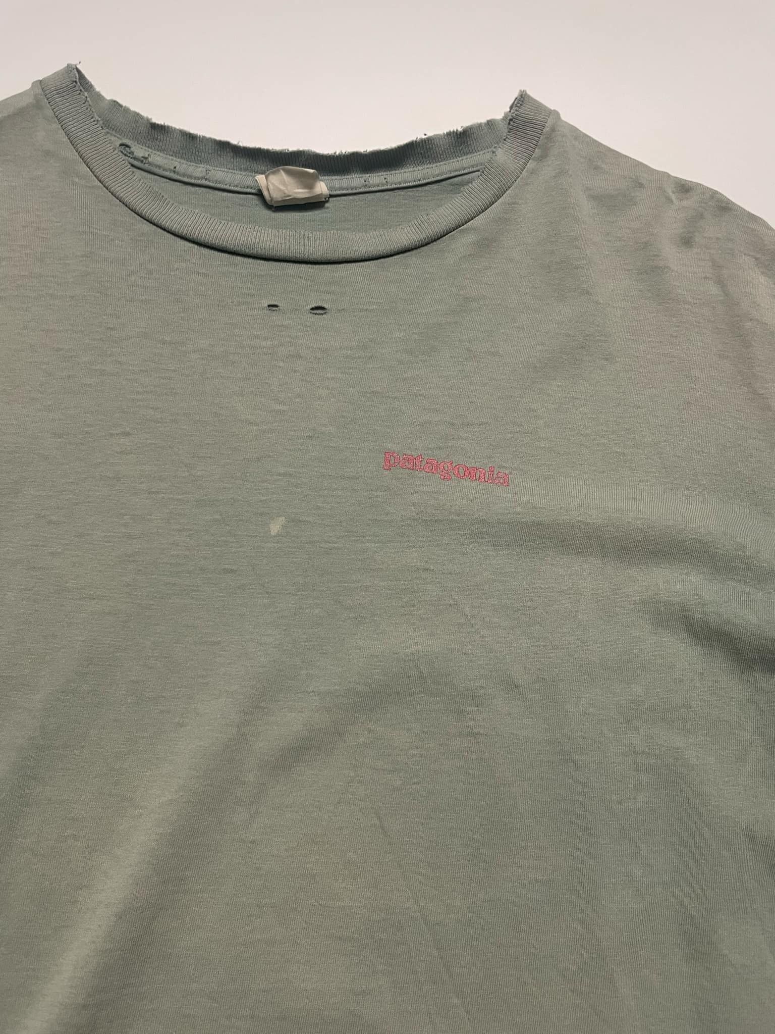 Patagonia Vintage Patagonia Thrashed Shirt Size US XL / EU 56 / 4 - 4 Thumbnail
