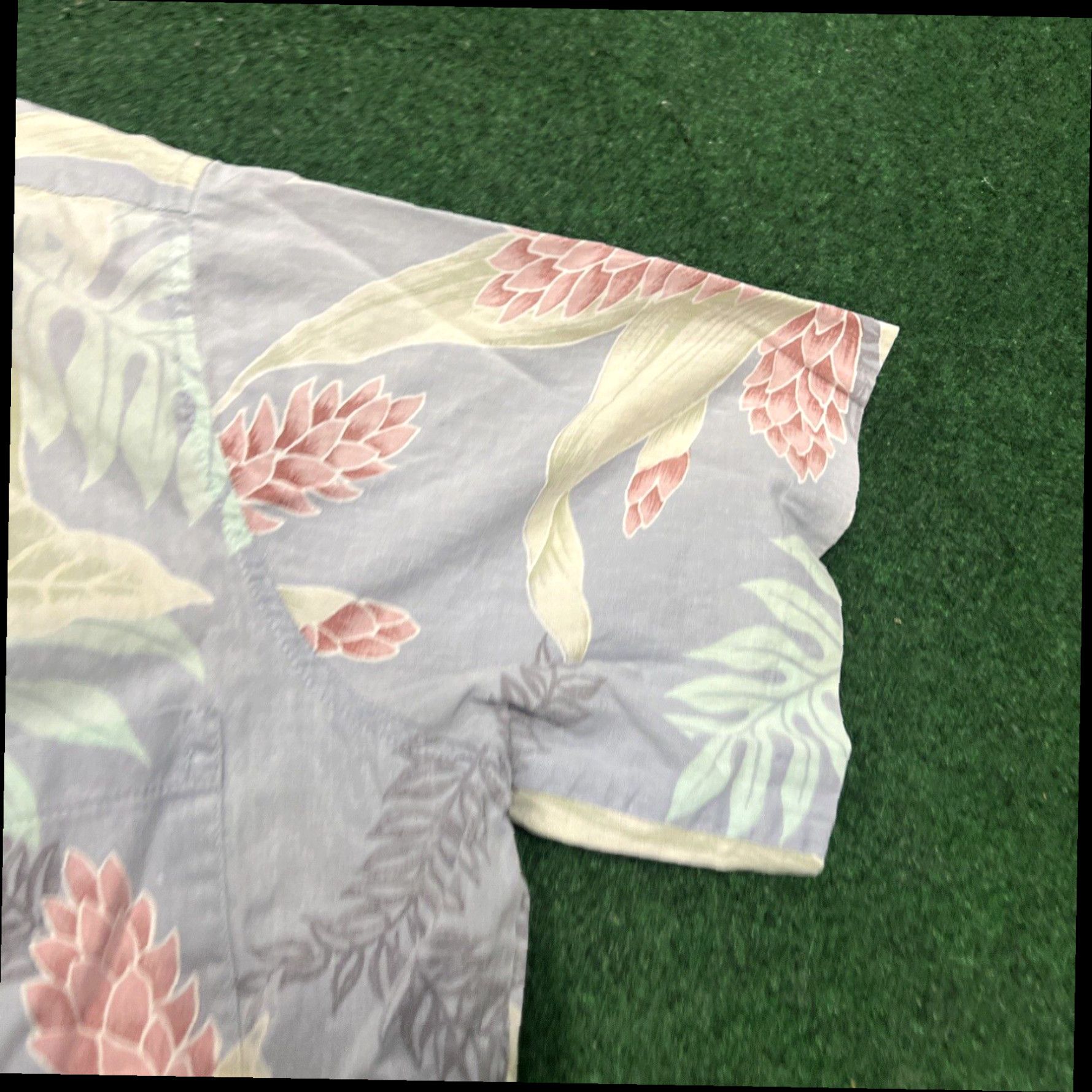 Hilo Hattie HILO HATTIE MENS LARGE VINTAGE HAWAIIAN FLORAL SHIRT HAWAII MADE CAMP Size US L / EU 52-54 / 3 - 4 Thumbnail