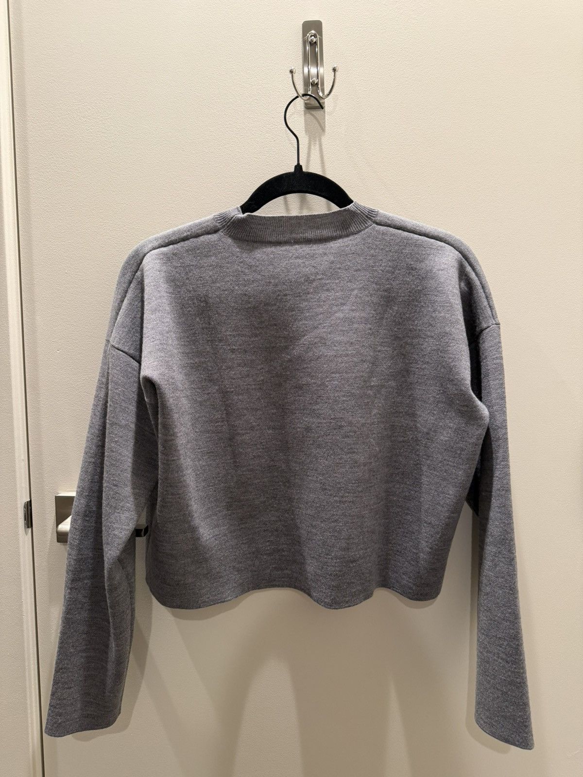 Loewe Loewe Anagram Cropped Wool-Blend Sweater — Grey Size XS / US 0-2 / IT 36-38 - 2 Thumbnail