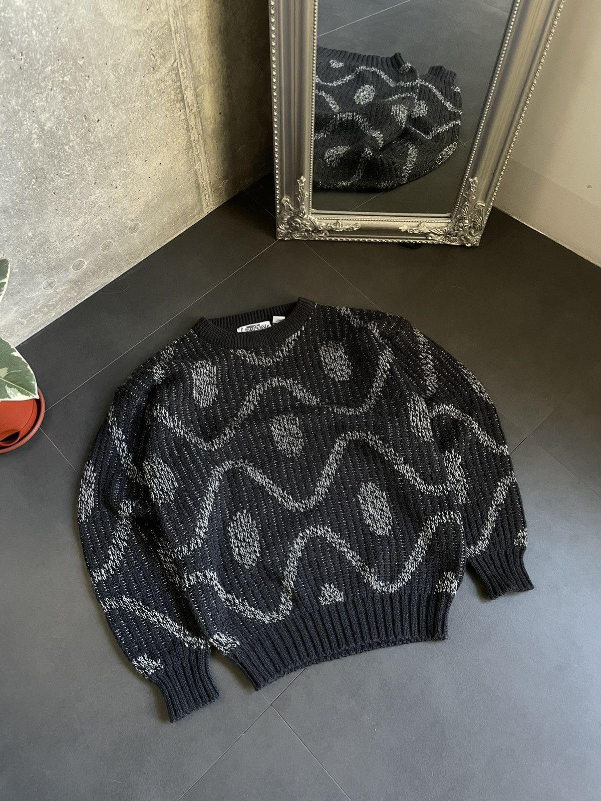 Japanese Brand Vintage Sick Abstract Striped Sweater Japan Y2K Size US S / EU 44-46 / 1 - 2 Thumbnail