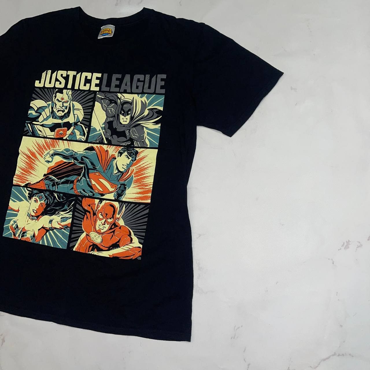 Vintage JUSTICE LEAGUE CYBORG,BATMAN,SUPERMAN,WONDER WOMAN T-SHIRT Size US L / EU 52-54 / 3 - 3 Thumbnail