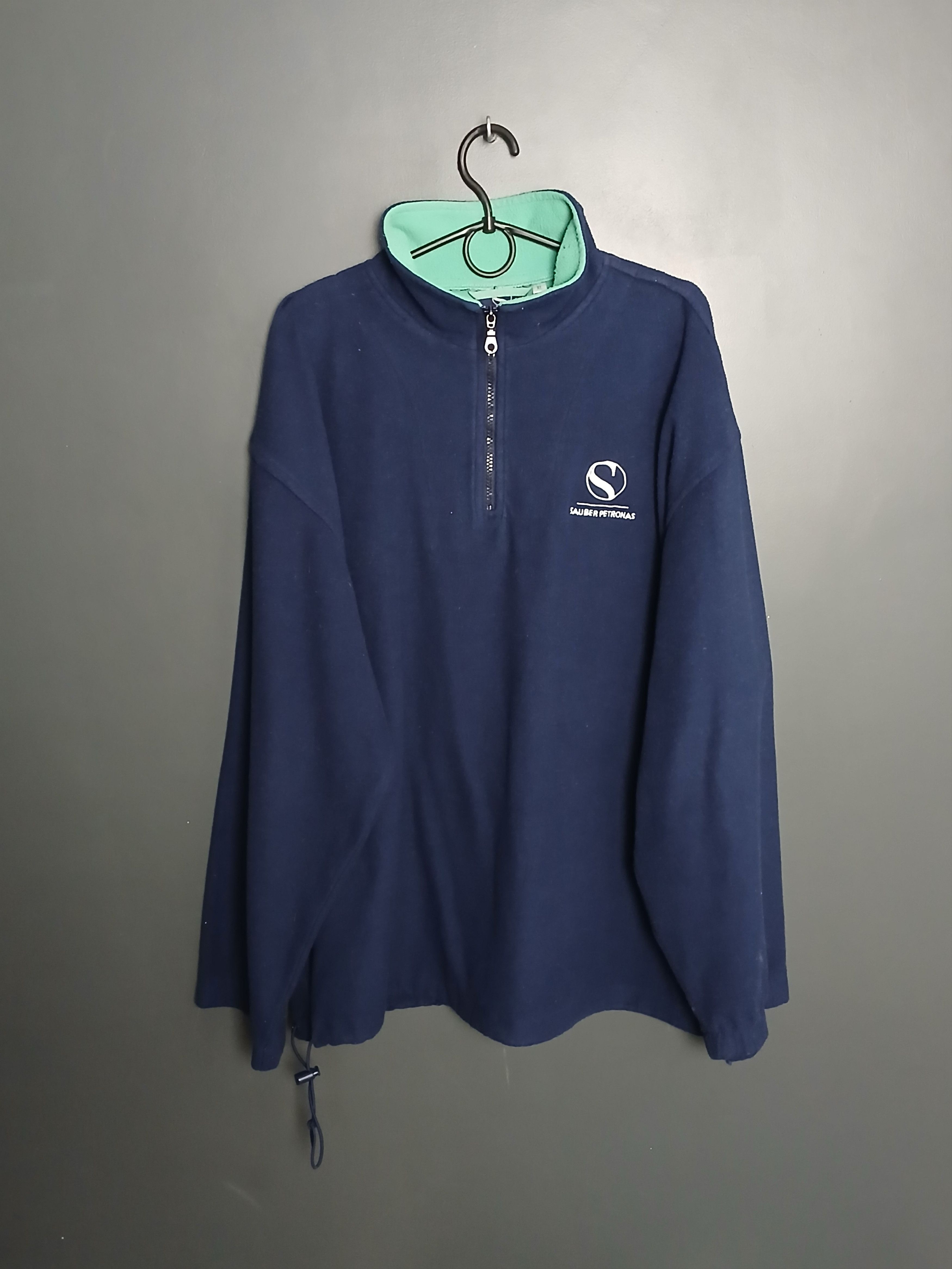 Formula 1 × Red Bull Red Bull Sauber Petronas F1 Racing Fleece Sweatshirt Size US XL / EU 56 / 4 - 1 Thumbnail