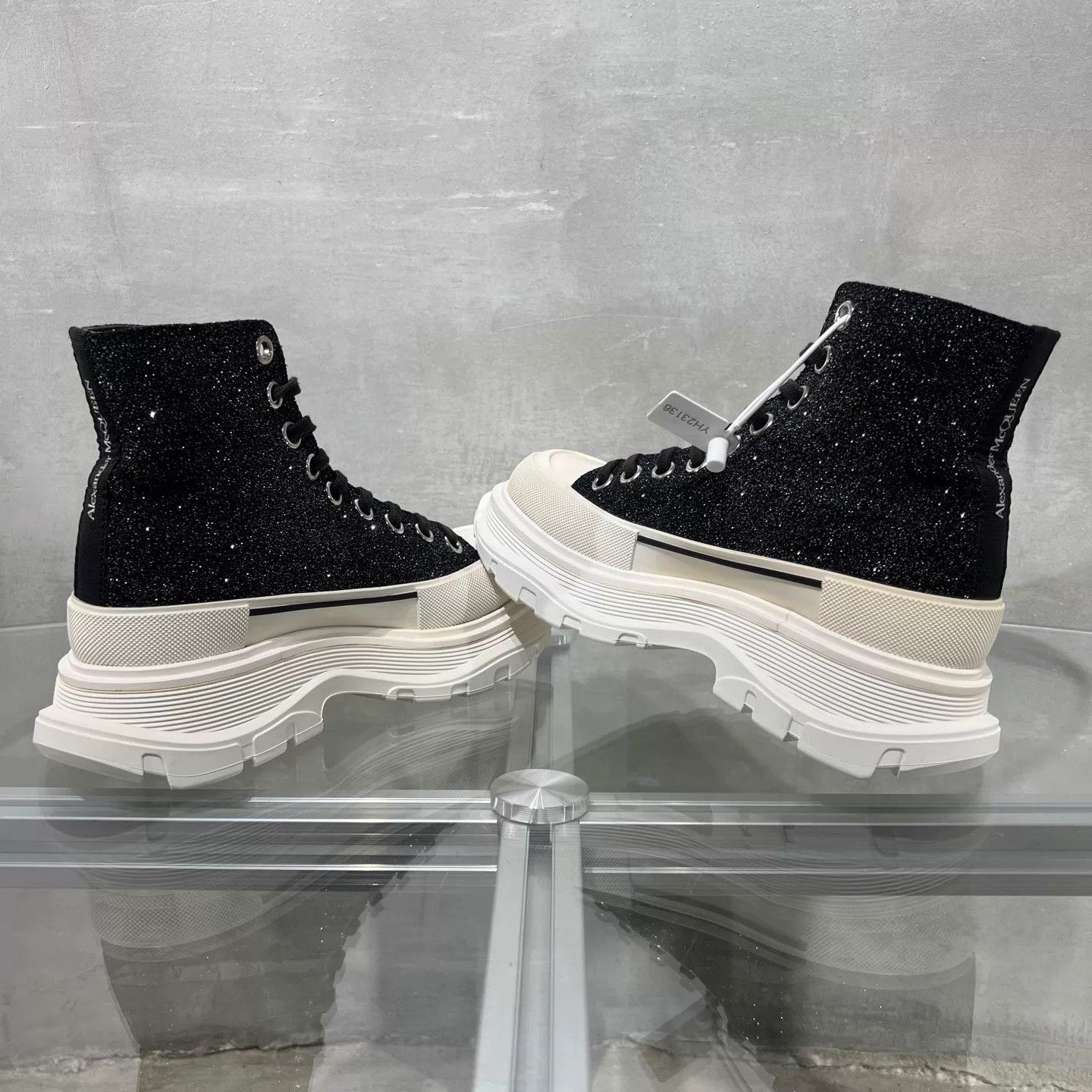 Alexander McQueen Alexander McQueen shimmer black white boots size 36 Size US 5.5 / IT 35.5 - 5 Thumbnail