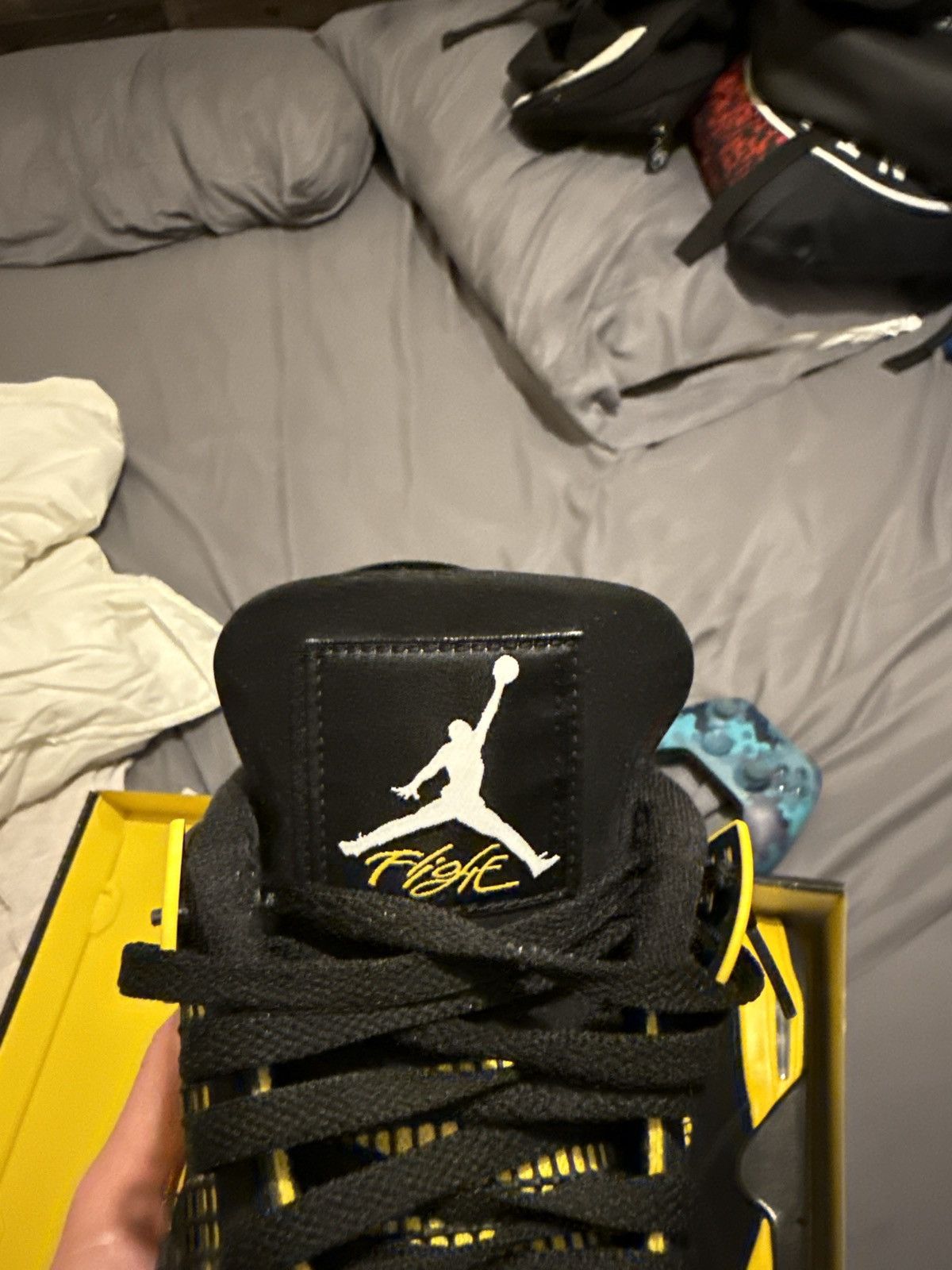 Jordan Brand Jordan 4 thunder Size US 12 / EU 45 - 6 Thumbnail