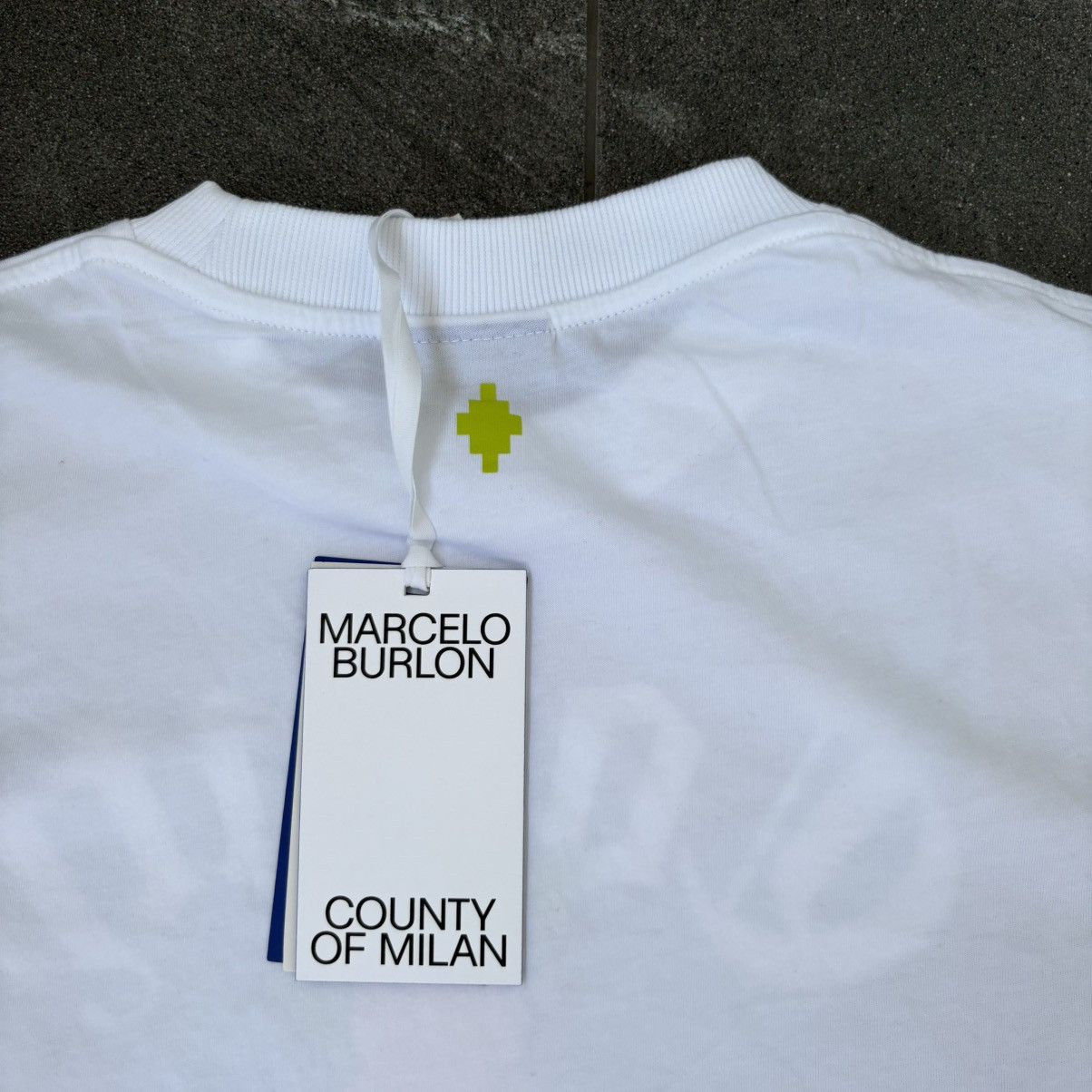 Marcelo Burlon Marcelo Burlon County of Milan County Angel t-shirt Size US M / EU 48-50 / 2 - 11 Thumbnail