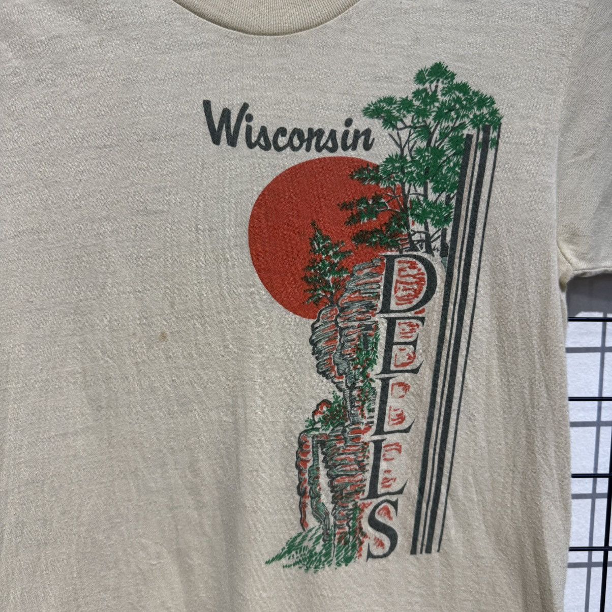Other Vintage 70’s Wisconsin Dells T-shirt Size US XS / EU 42 / 0 - 3 Thumbnail