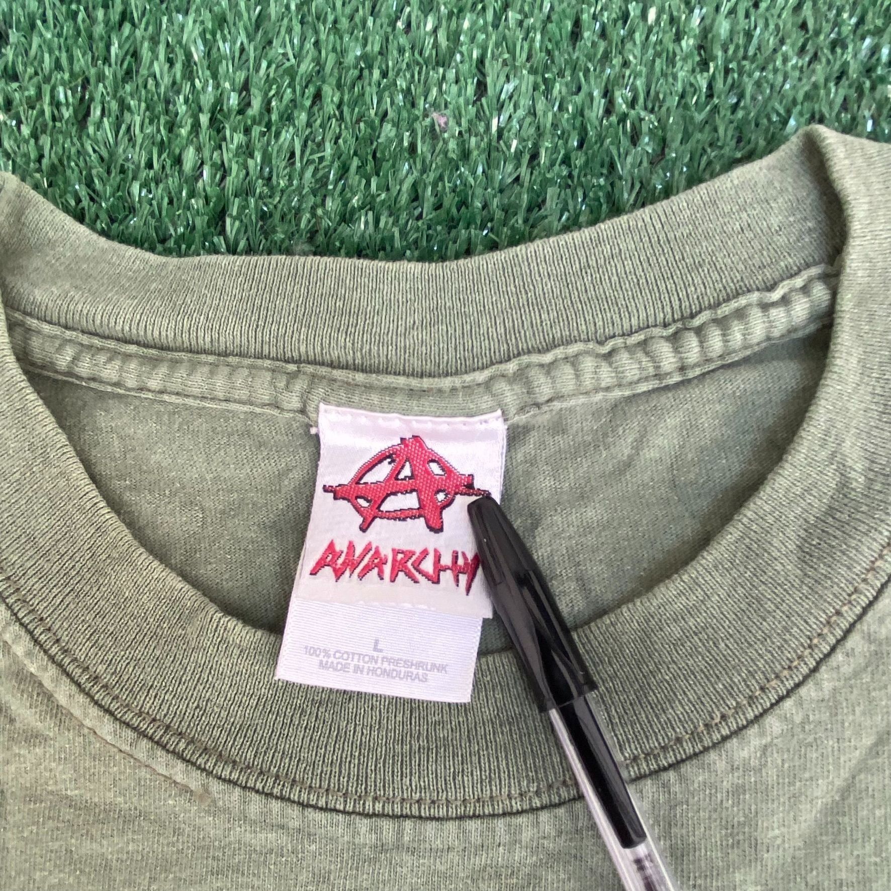 Vintage Vintage Y2K Anarchy Weapons Shirt Grunge Punk Military Tee Size US L / EU 52-54 / 3 - 5 Thumbnail
