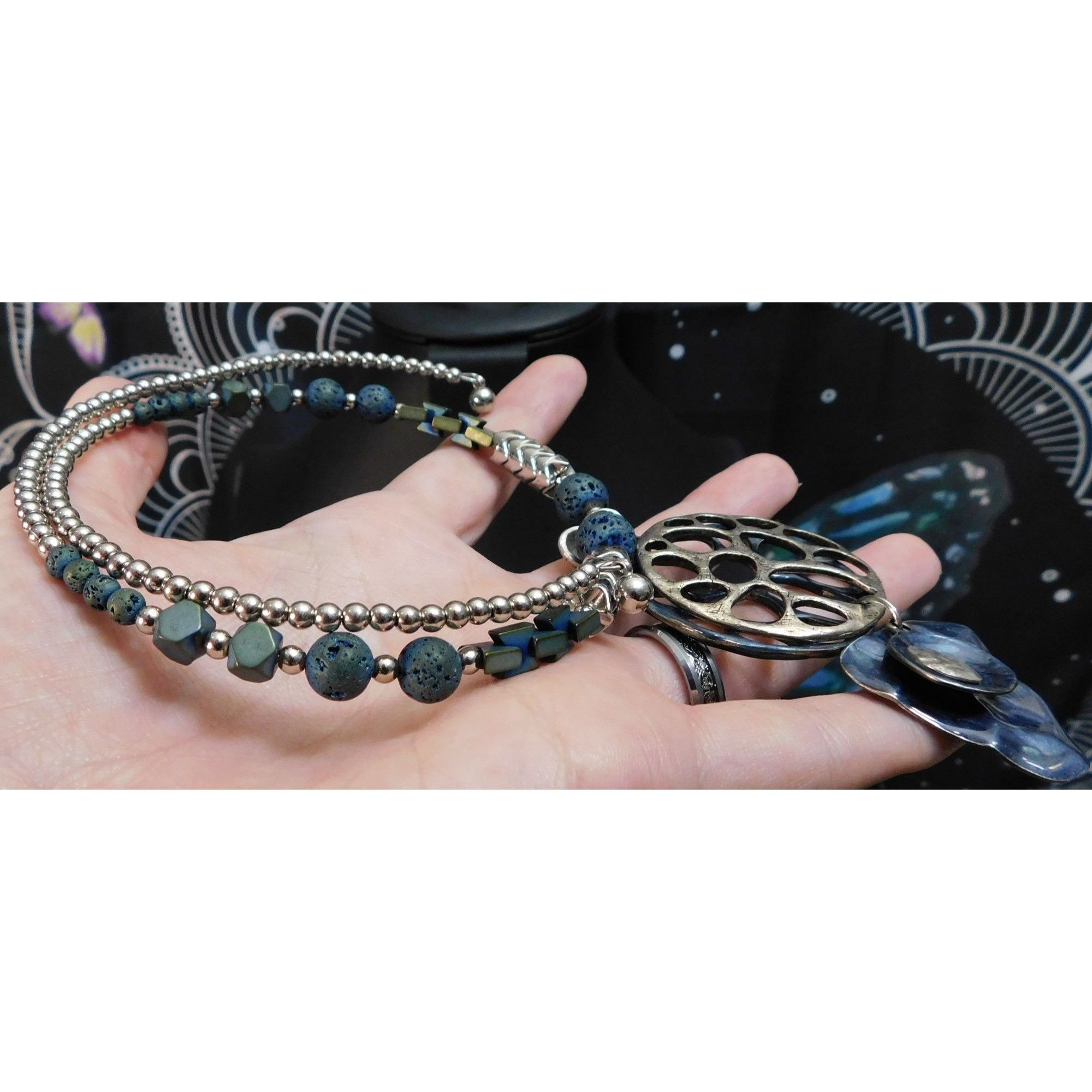 Other Brutalist Abstract Blue And Silver Tone Volcanic Rock Neckla Size ONE SIZE - 8 Thumbnail