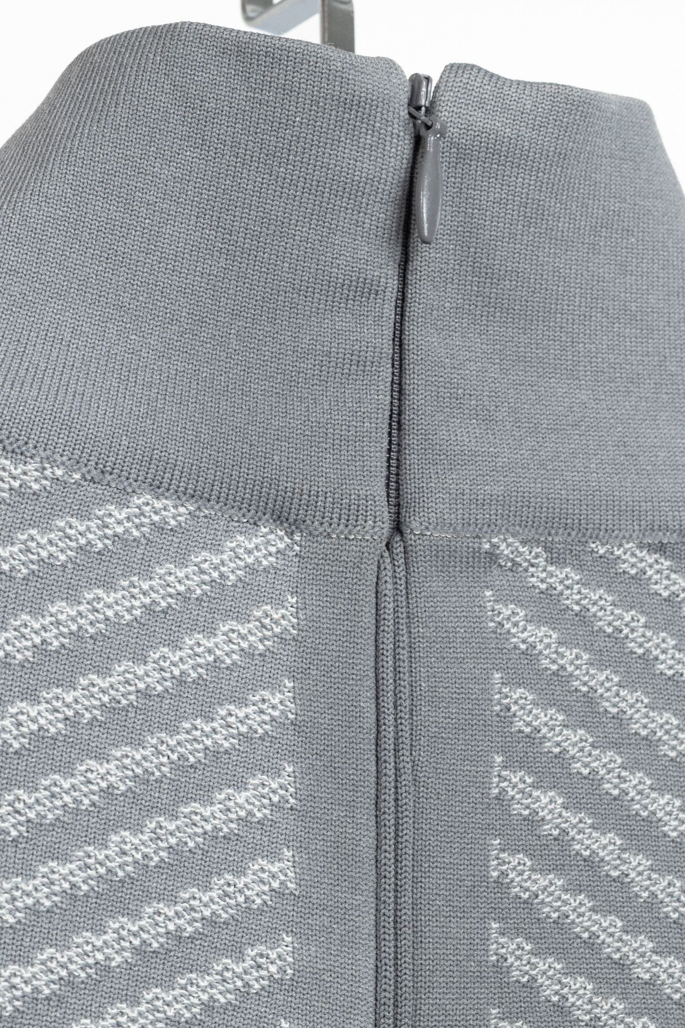 Prada Prada R/18 Runway Embossed Techno Mock-Neck Long-Sleeve Size S / US 4 / IT 40 - 7 Thumbnail