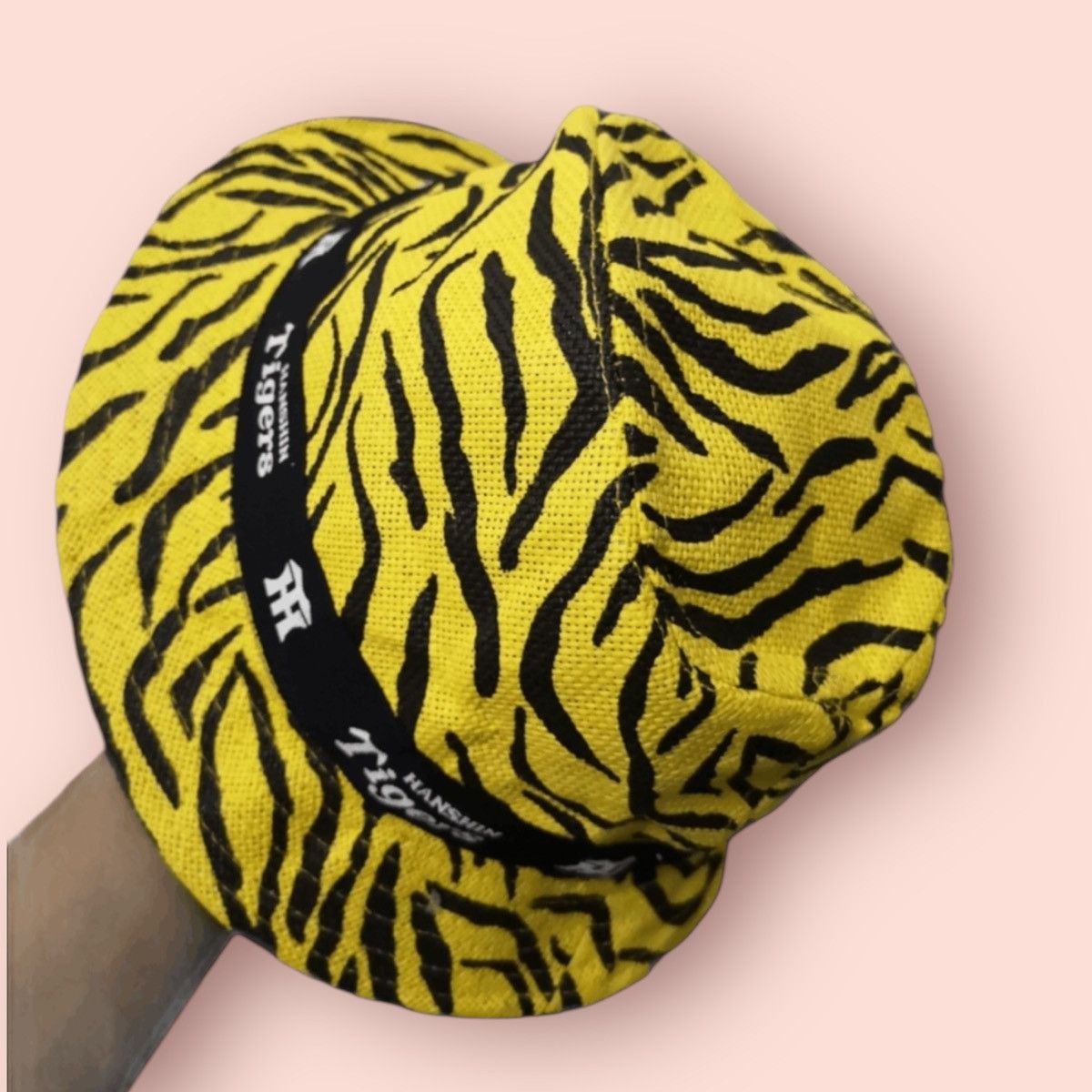 Edition Japan × Japanese Brand × Vintage VINTAGE HANSHIN TIGERS TIGER STRIPES HATS Size ONE SIZE - 6 Thumbnail