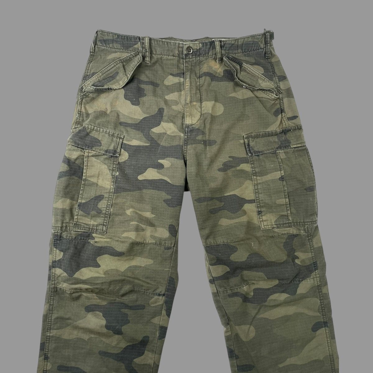 Gap × Vintage Vintage 90s gap camo cargo pants Size US 32 / EU 48 - 3 Thumbnail