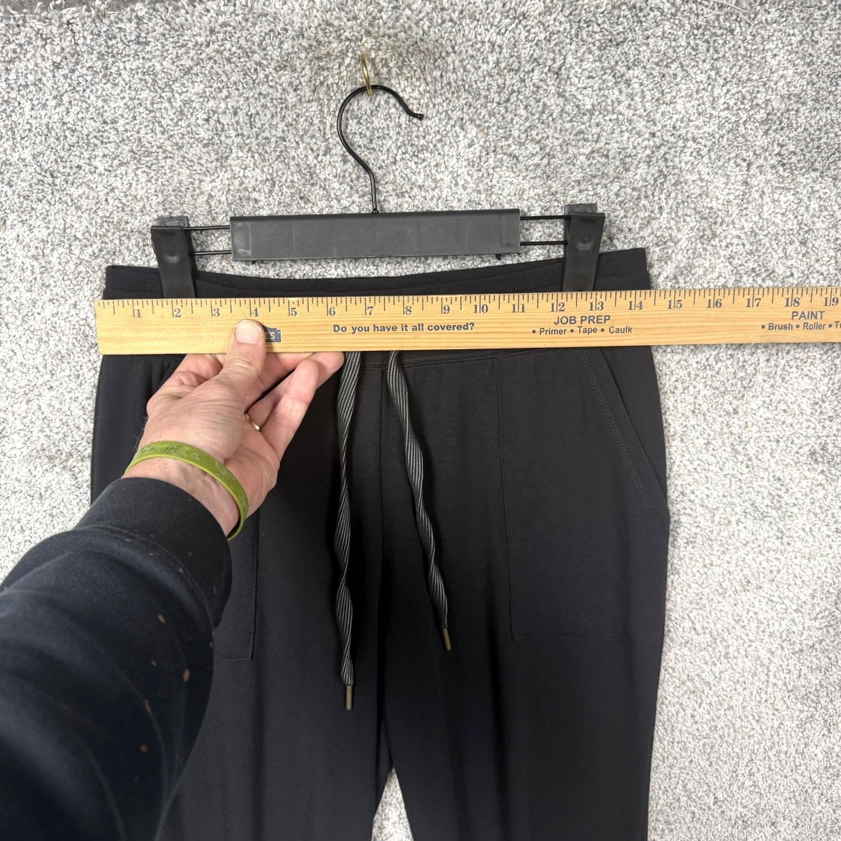 Vintage Koolaburra by UGG Jogger Pants S Black Women's Jersey with Pockets Elastic Waist Cuffed Tapered Inseam 29" Lounge Travel Size 28" / US 6 / IT 42 - 2 Thumbnail