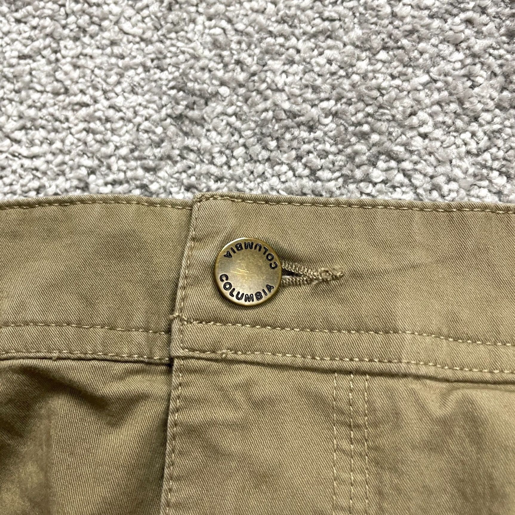 Vintage VINTAGE Columbia Men's Chino Pants 34x29 Regular Fit Straight Leg Brown Cotton Casual Size US 32 / EU 48 - 3 Thumbnail