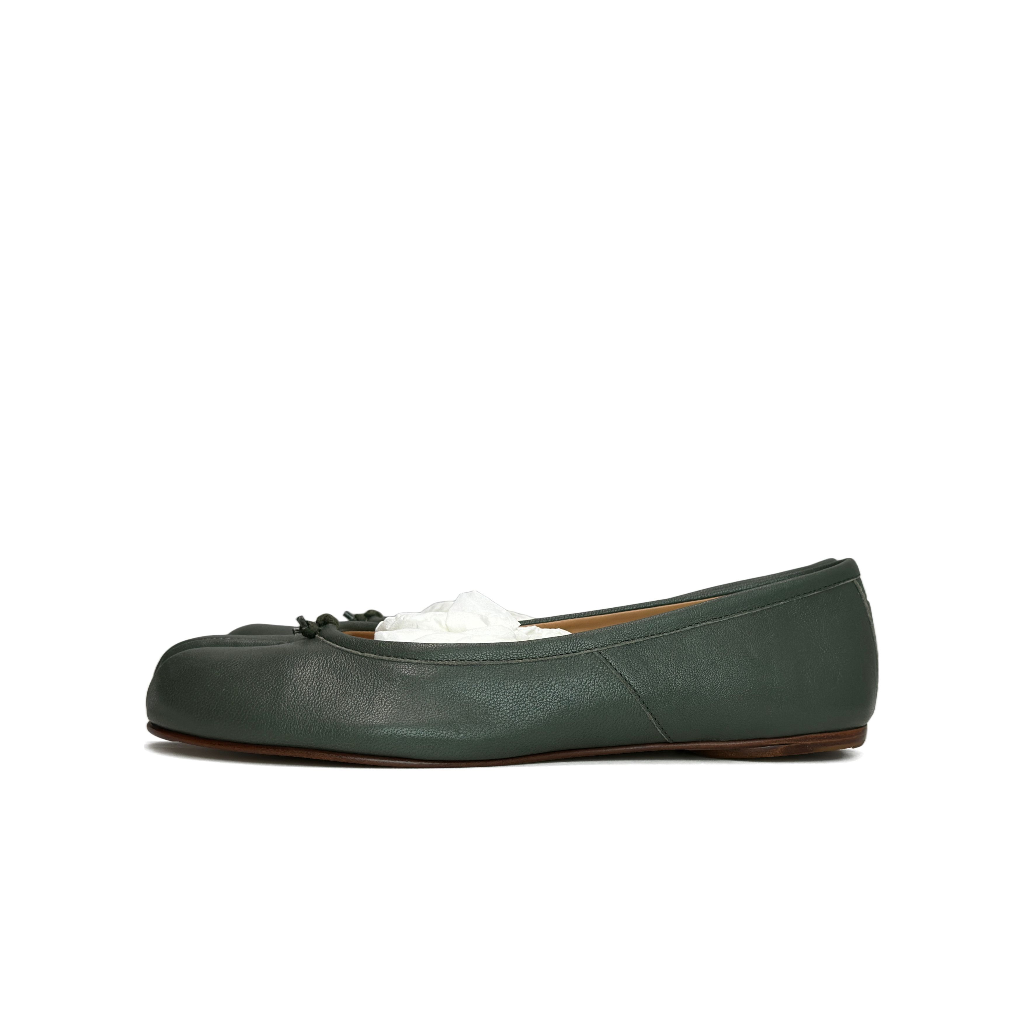 Maison Margiela Maison Margiela Green Leather Tabi Ballet Flats Size 37 Size US 7 / IT 37 - 1 Thumbnail